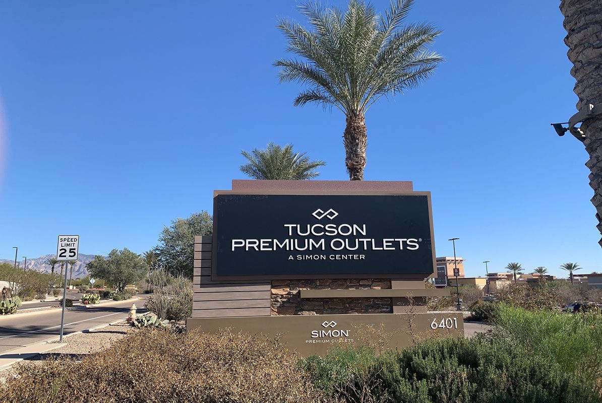 Tucson Tucson Premium Outlets 4of4