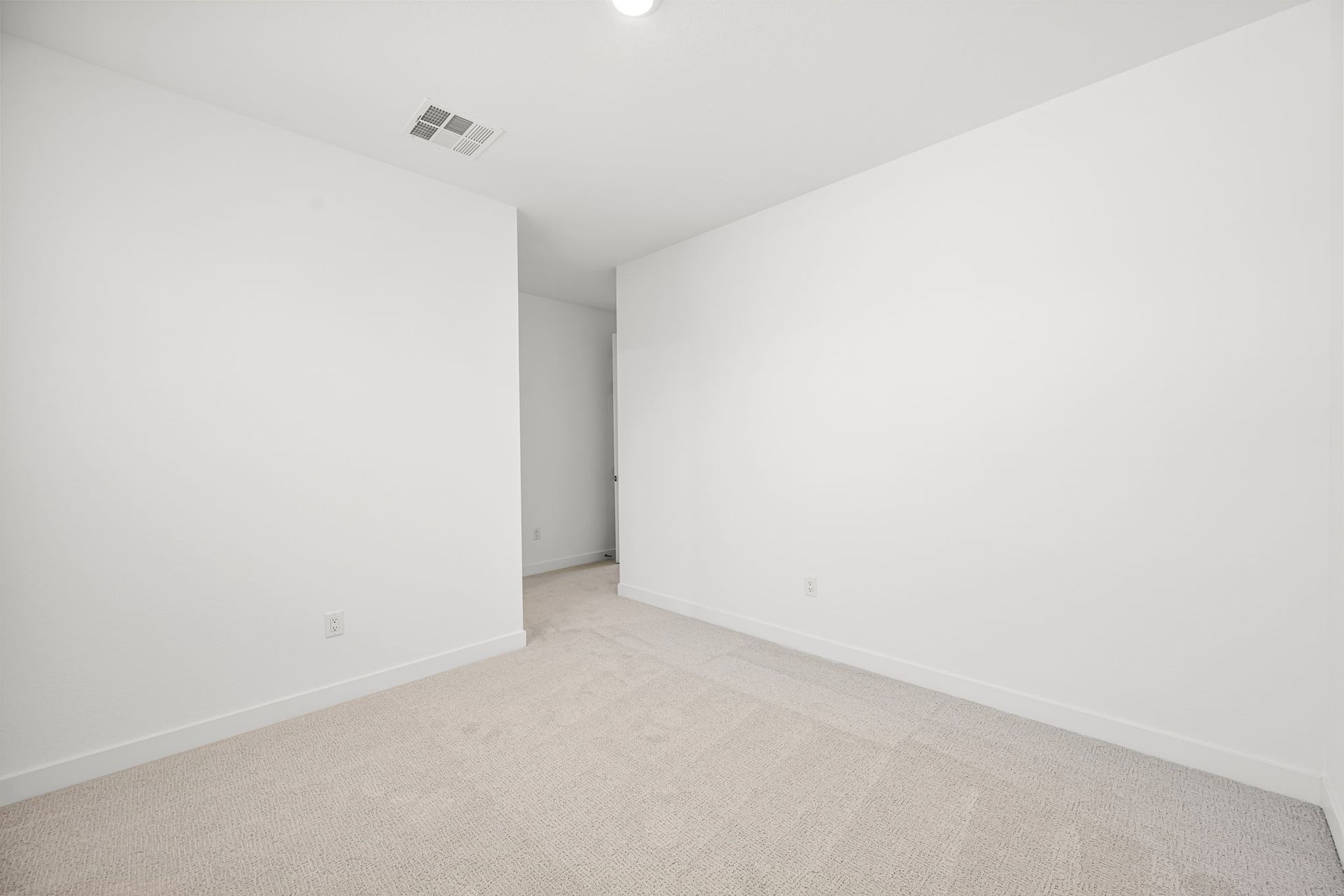 22 web or mls Lennar  3028 W Orco Ln 22