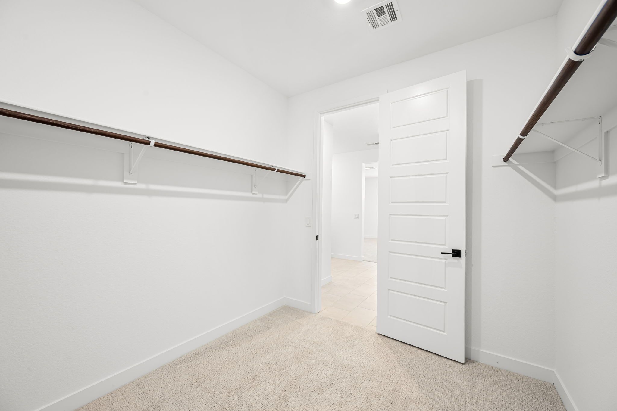 27 web or mls Lennar  3028 W Orco Ln 27