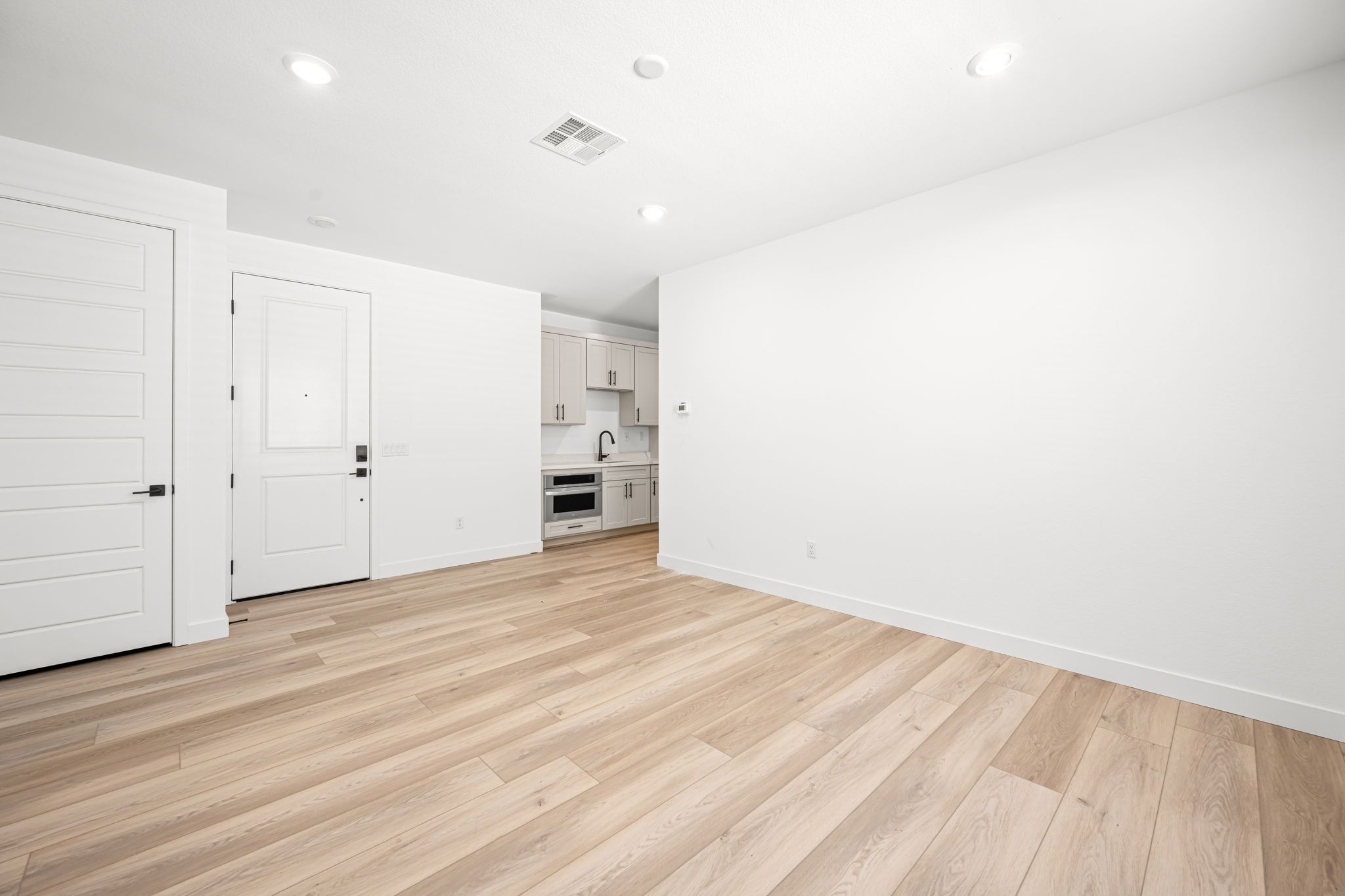 34 web or mls Lennar  3028 W Orco Ln 34