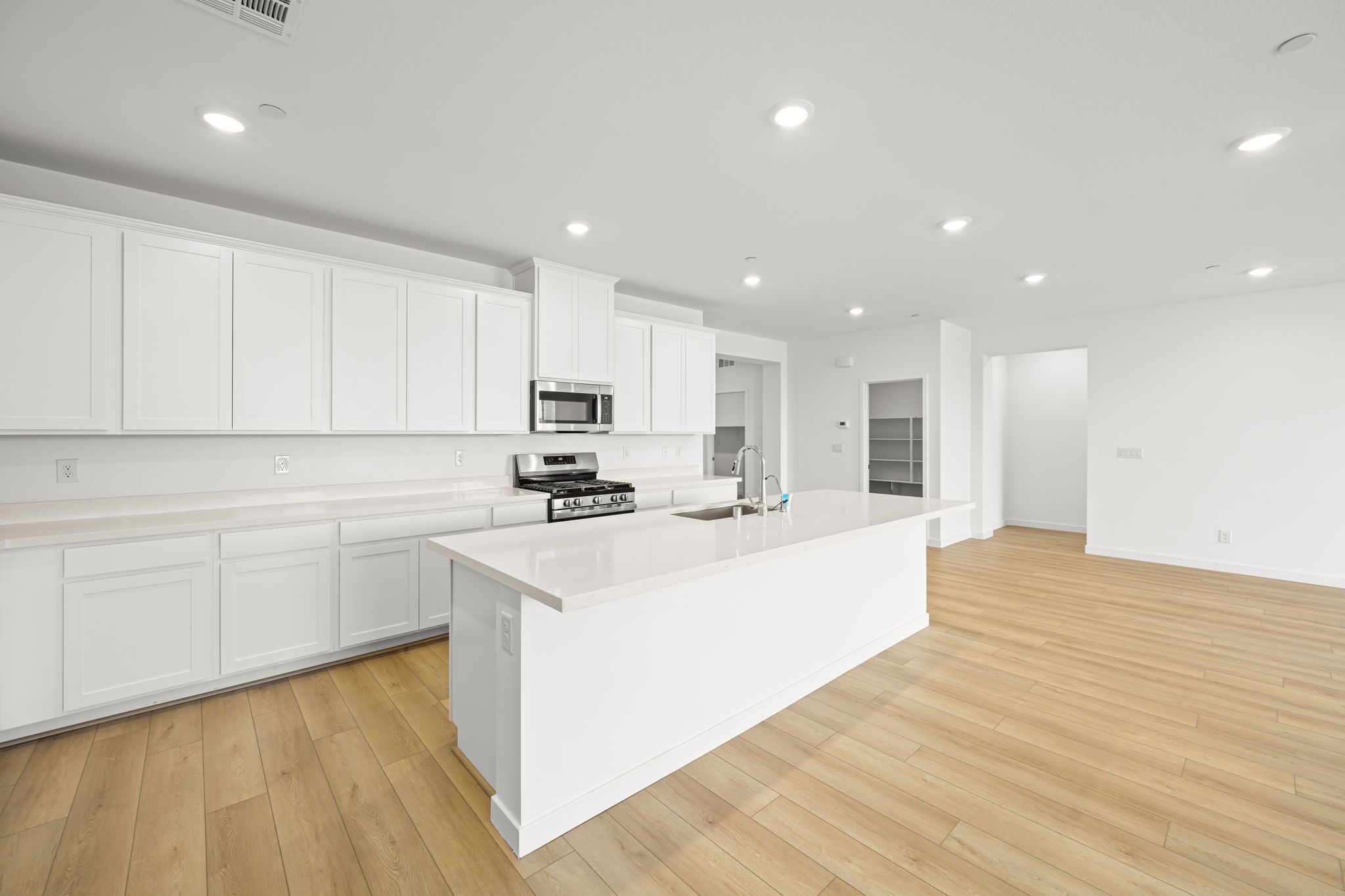 6 web or mls Lennar  1552 Luca Mountain Lane 6