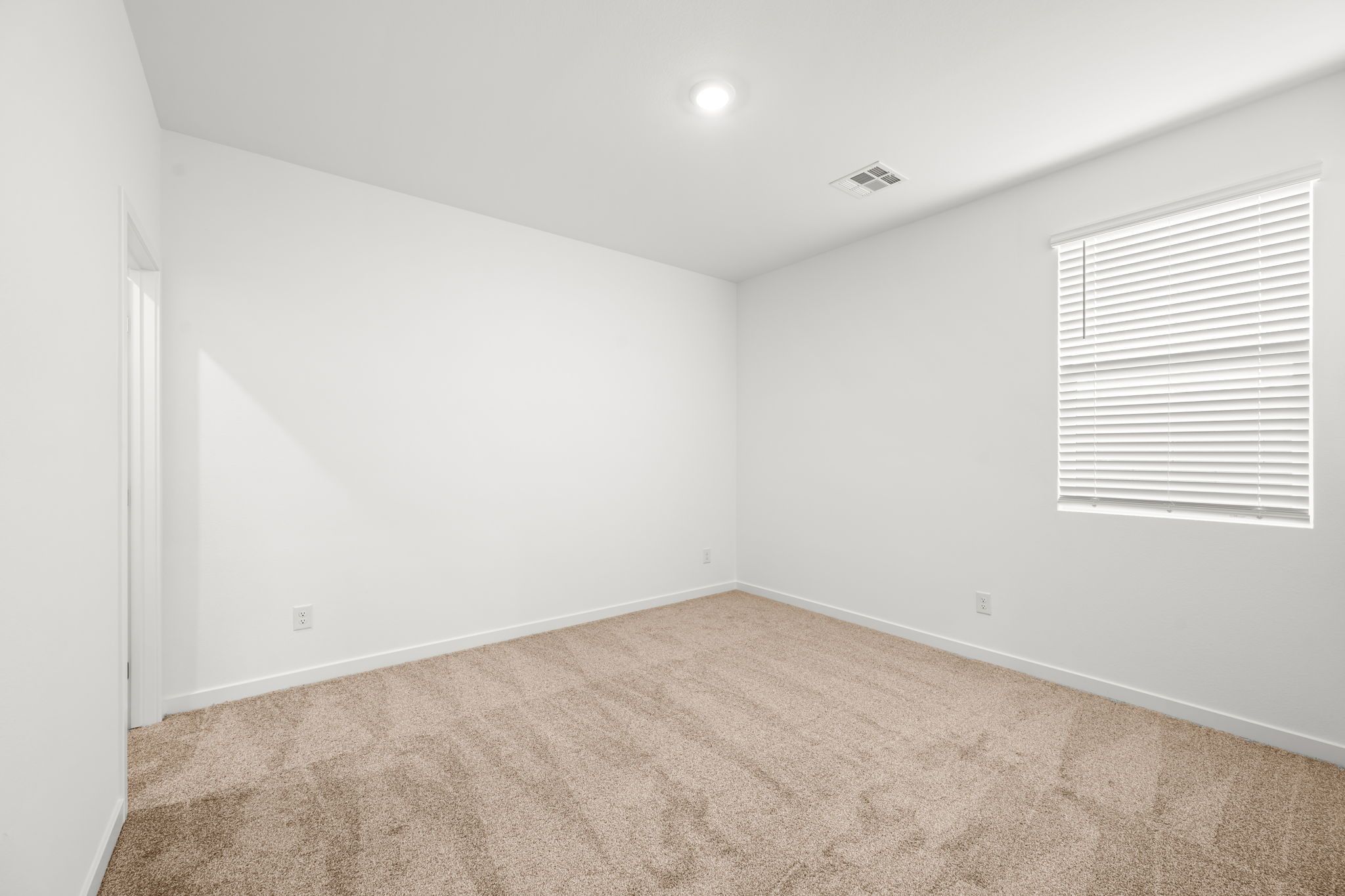 15 web or mls Lennar  1552 Luca Mountain Lane 15