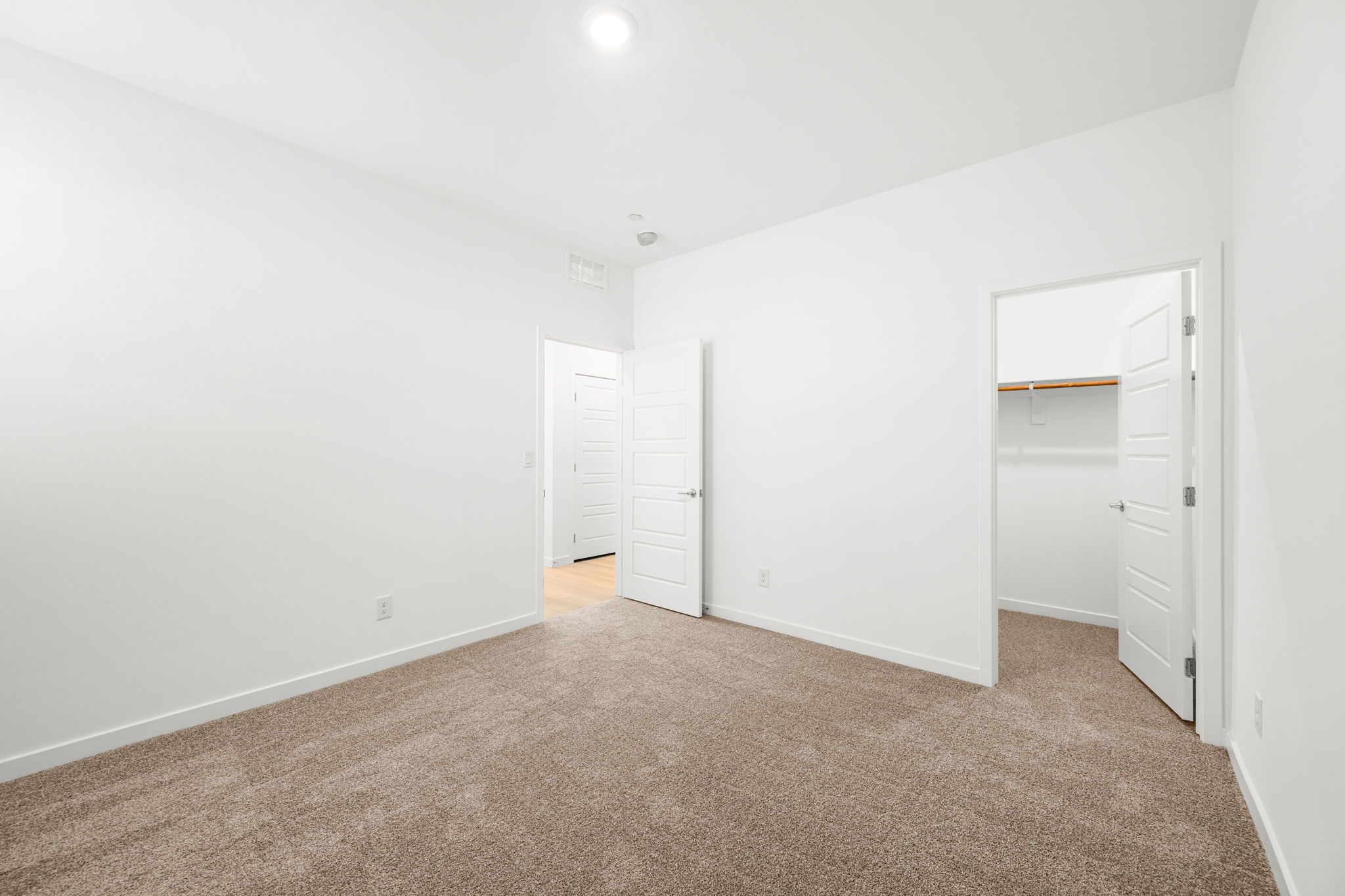 16 web or mls Lennar  1552 Luca Mountain Lane 16