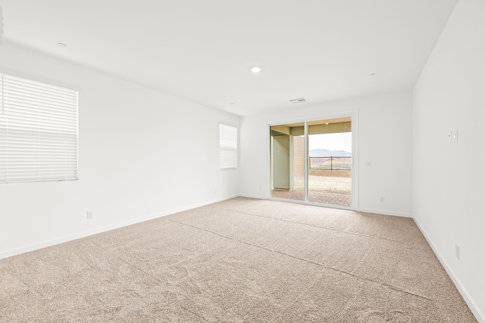 25 web or mls Lennar  1552 Luca Mountain Lane 25