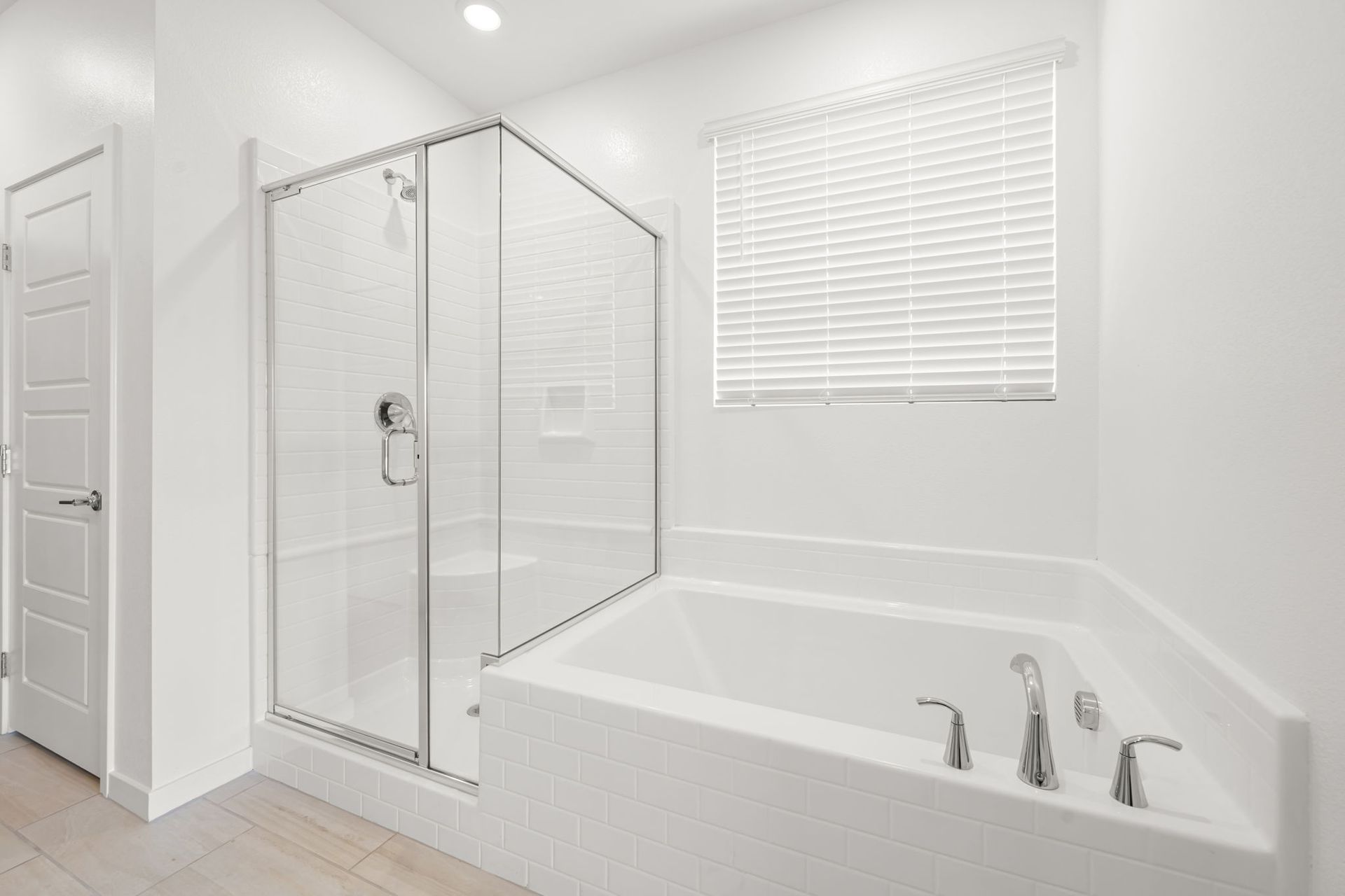 28 web or mls Lennar  1552 Luca Mountain Lane 28
