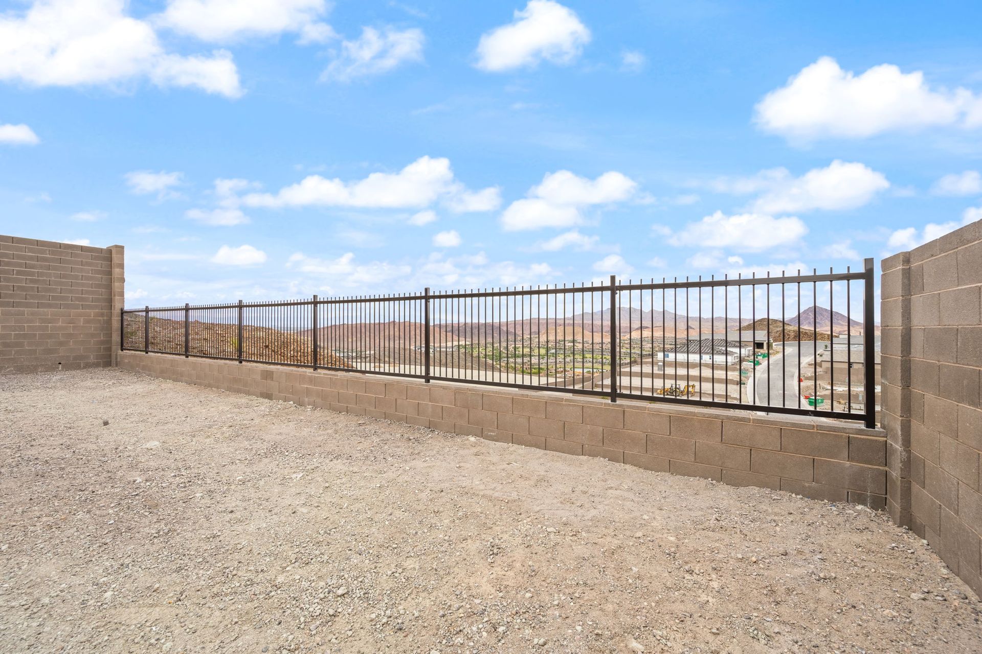 32 web or mls Lennar  1552 Luca Mountain Lane 32