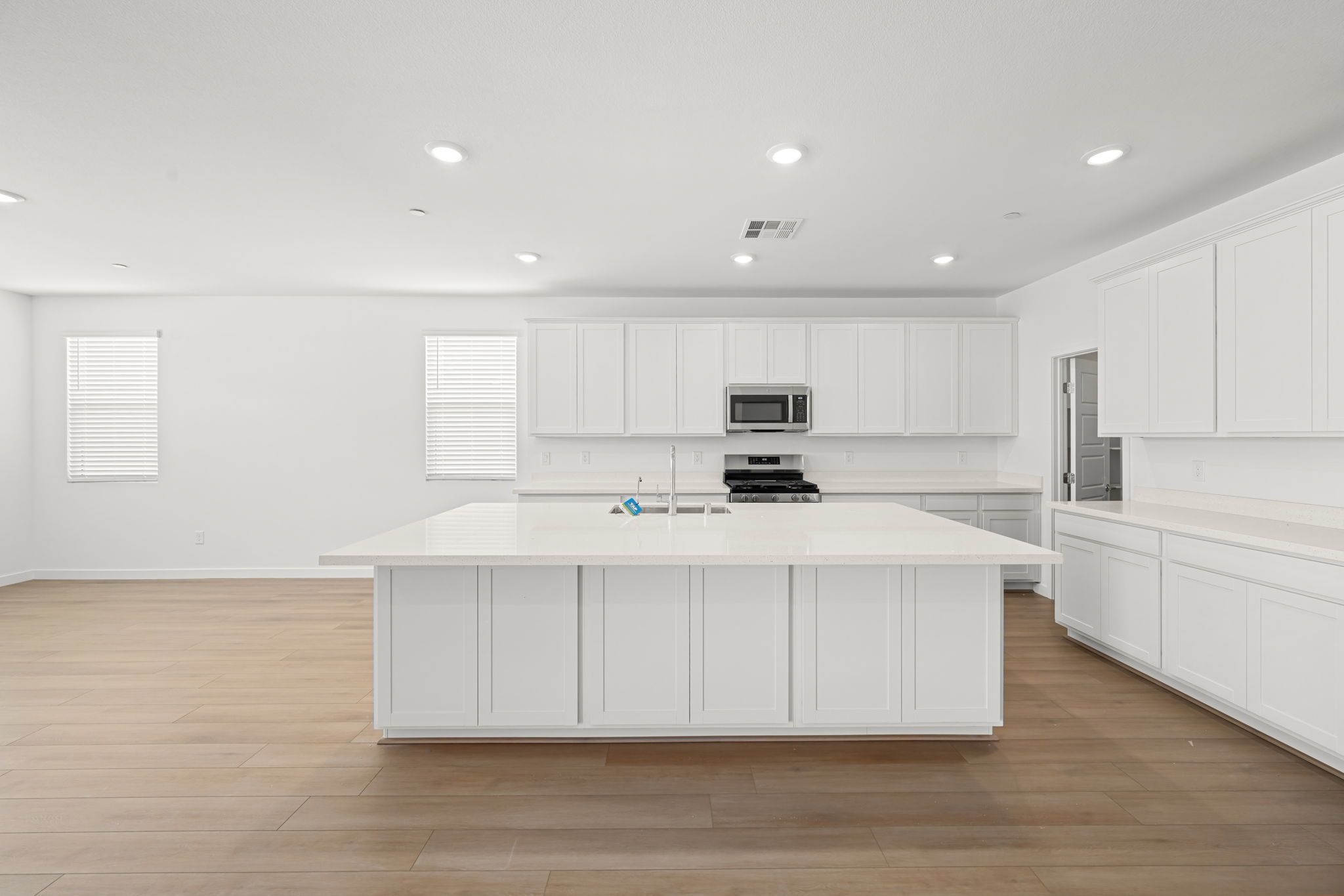 8 web or mls Lennar  10874 Lewis Pointe Ave  8