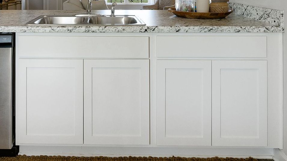 Olde Savannah EI Kitchen Cabinets