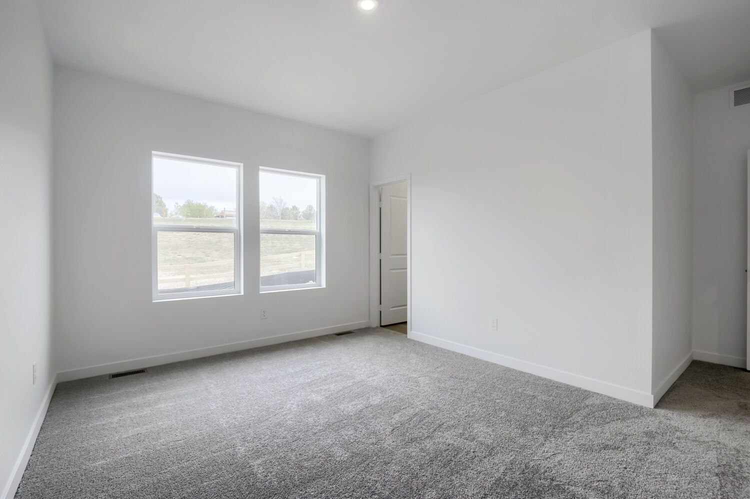 1758 Drumming Dr Owner's Suite