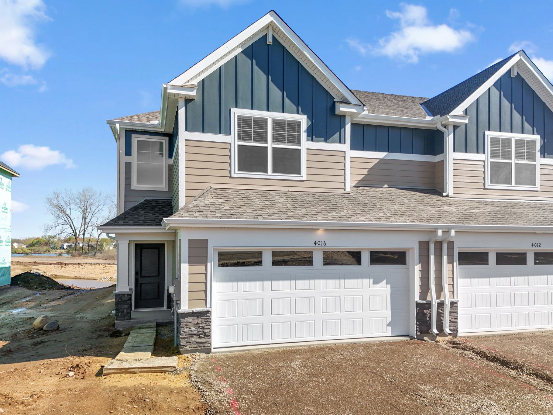 Raleigh - Willowbrooke - Liberty Collection: Oakdale, Minnesota - Lennar