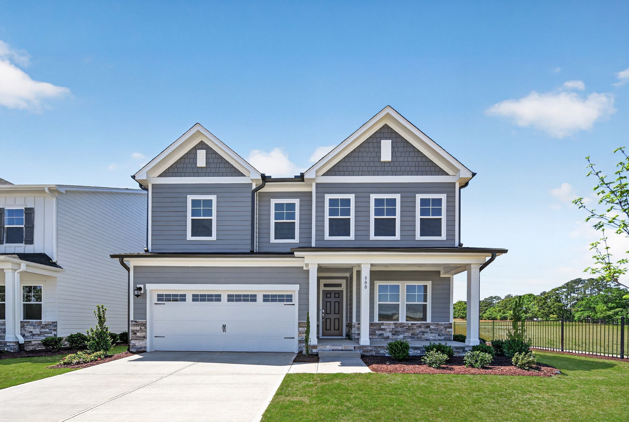 300 OAKWOOD CREST DRIVE (Hampshire)