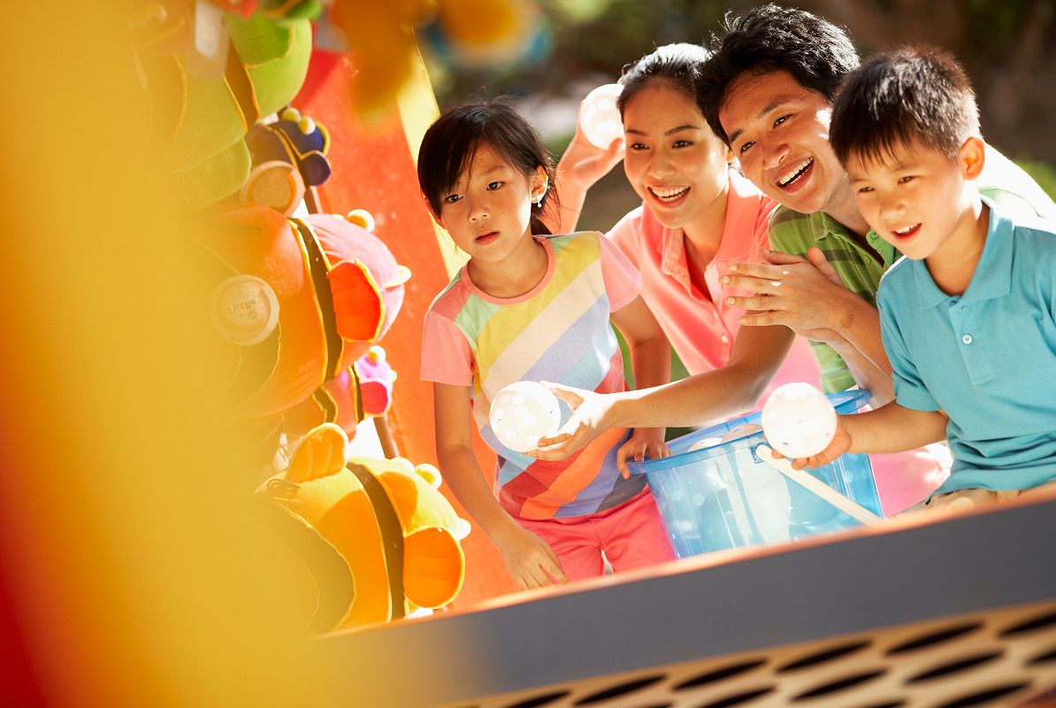 N Pic Family Outdoors Carnival Fair Booth
