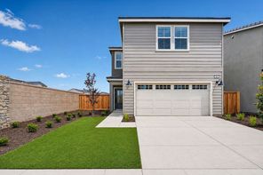 894 Fruitwood Avenue (Lyra)