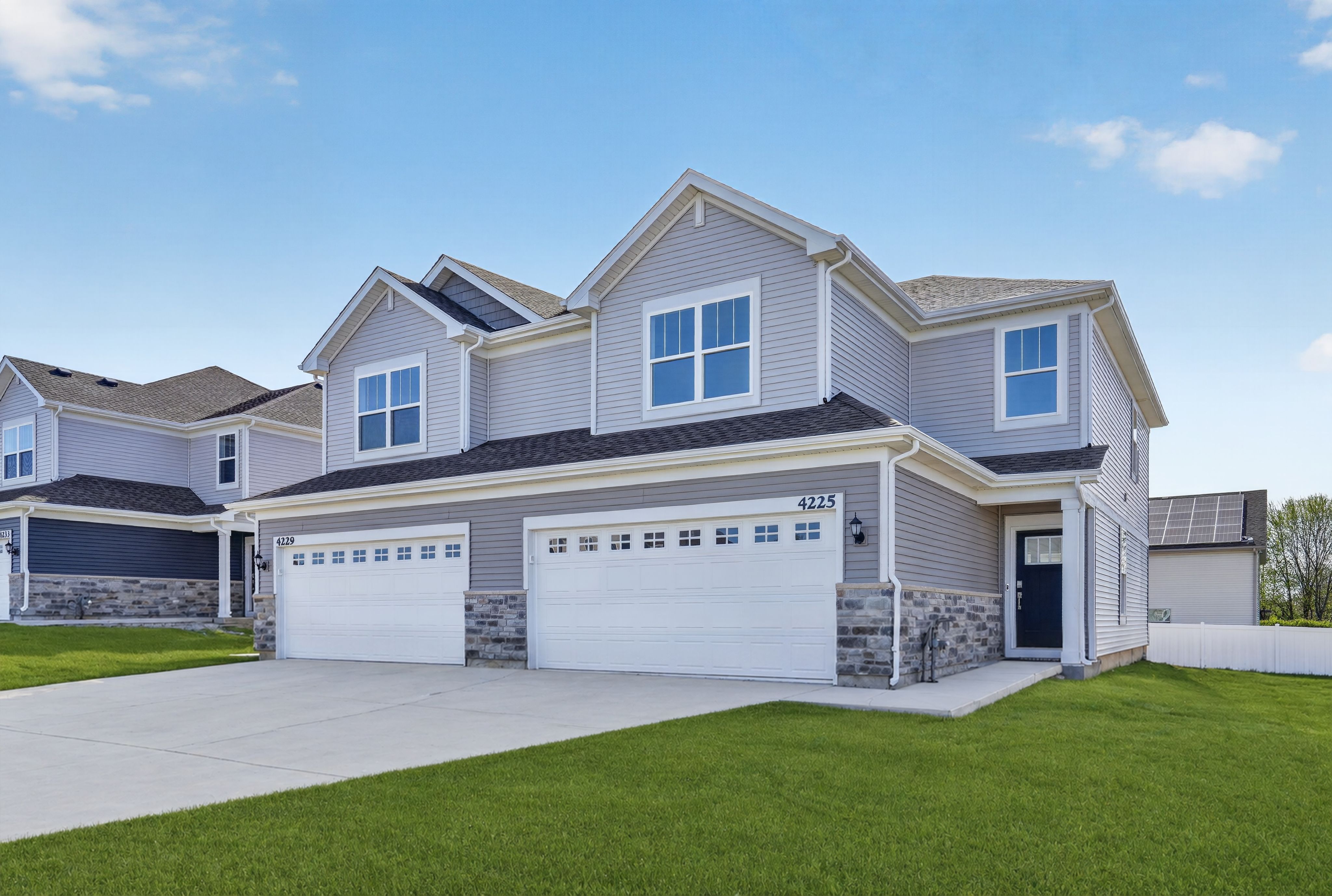 Marianne - Riverwoods - Duplex: Woodstock, Illinois - Lennar