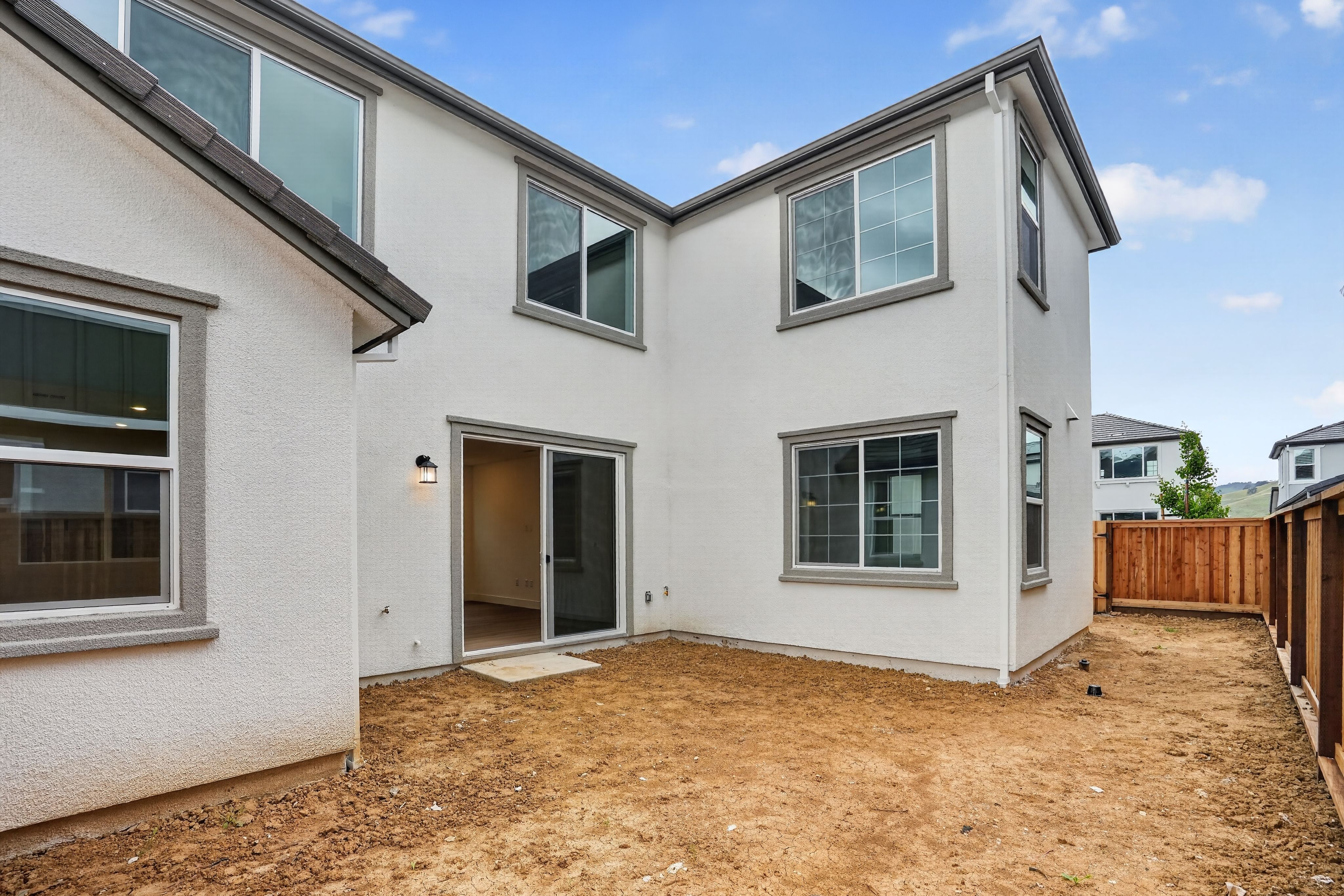 Hawthorn Hills 1 4