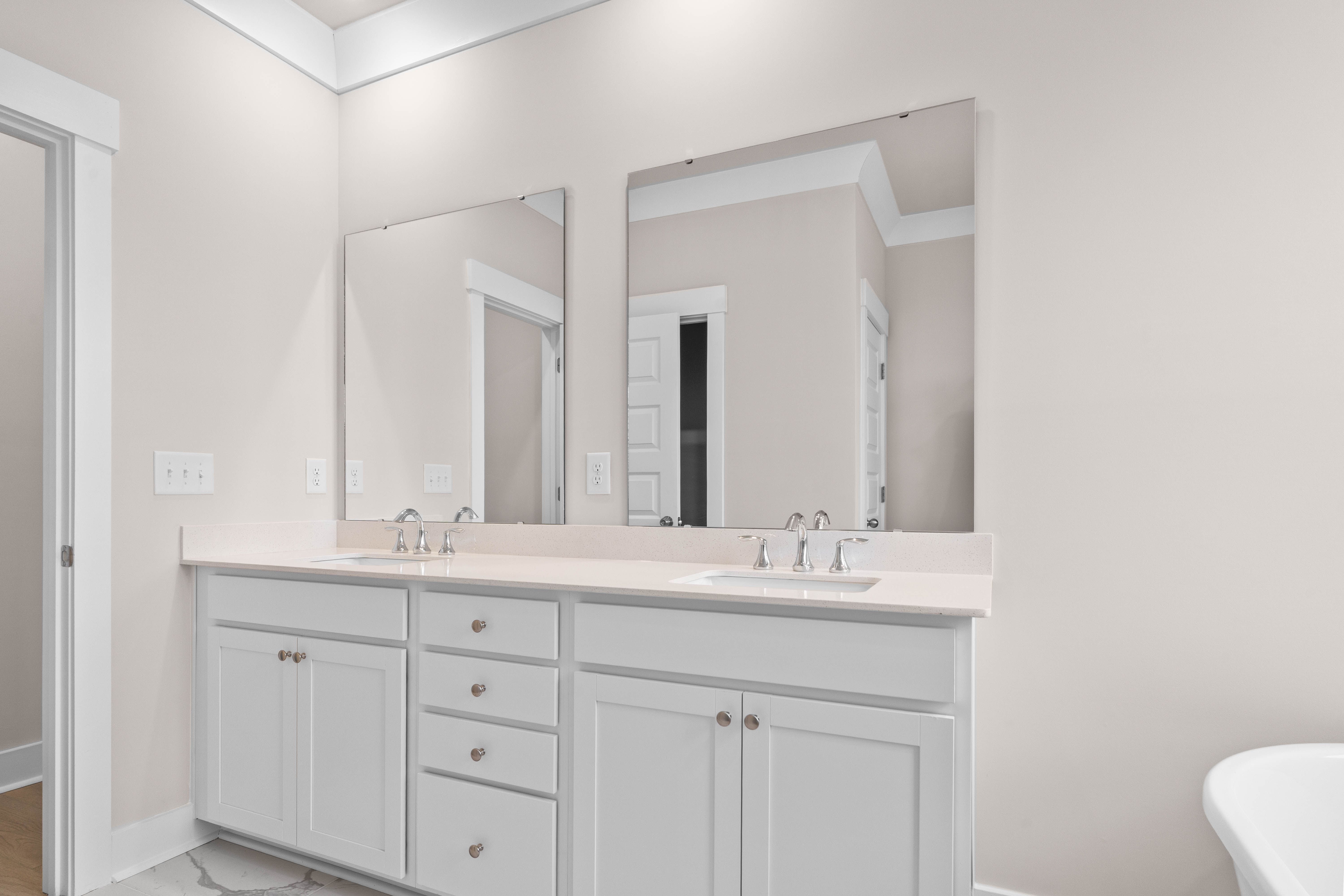 207 Atlantic Breeze bathroom (4)