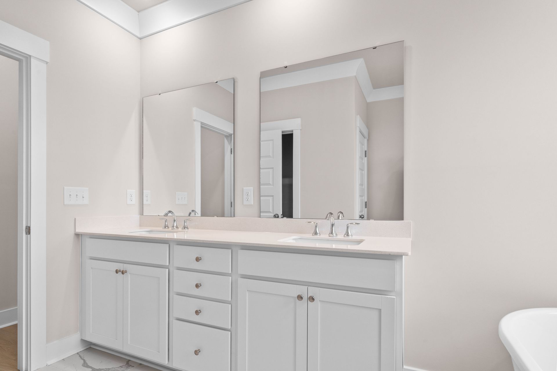 207 Atlantic Breeze bathroom (4)