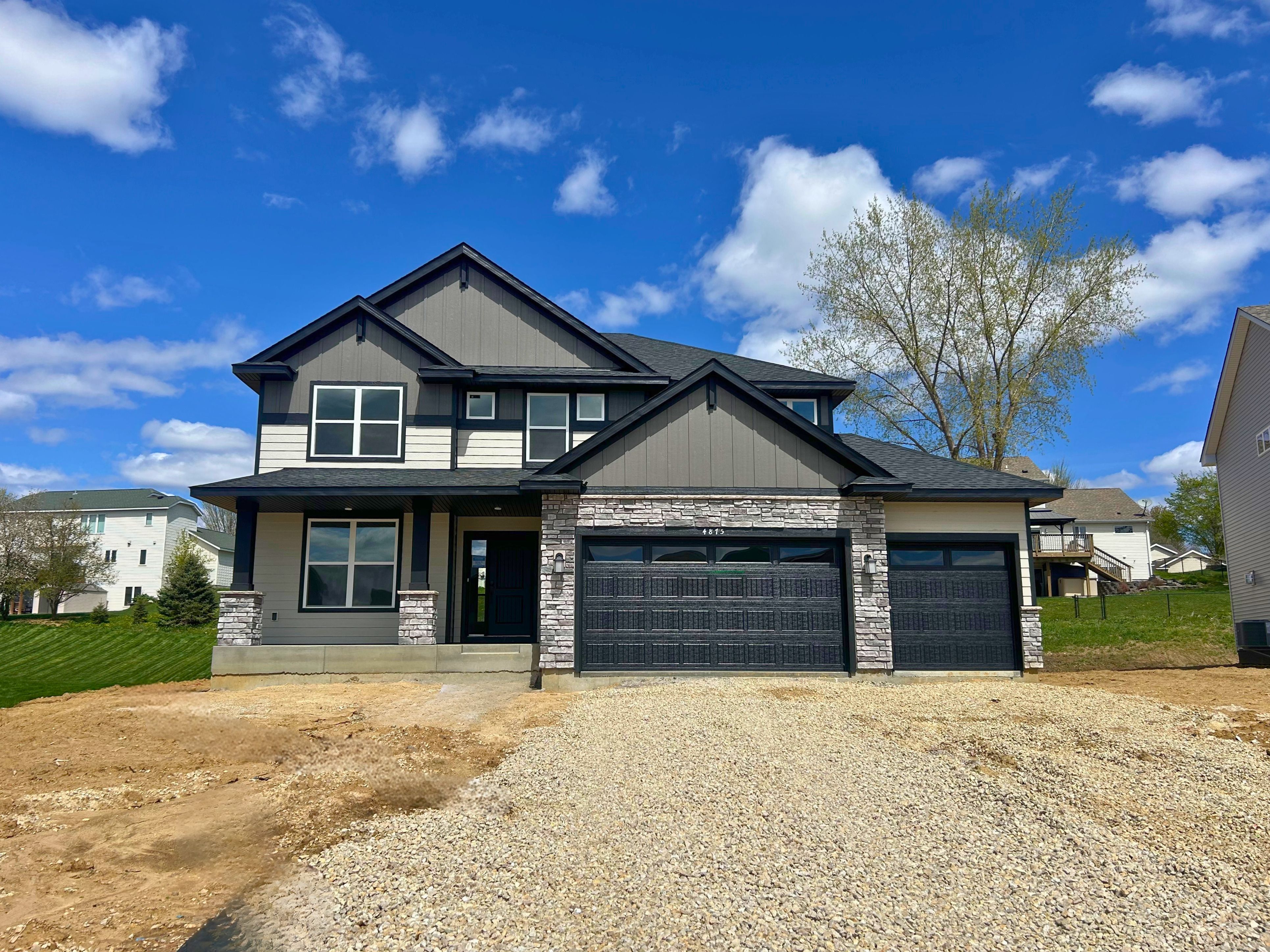 Lewis - Ponds of Highland Hills - Landmark Collection: Rochester, Minnesota - Lennar