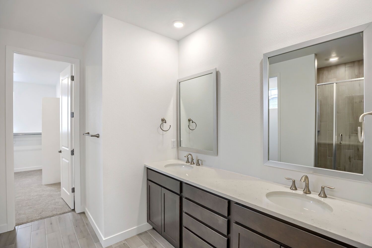24704 E Kettle Ct   Web Quality   007   07 Primary Bathroom