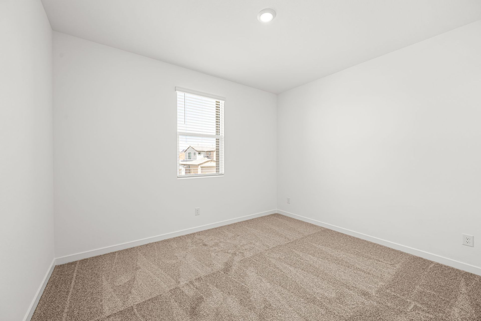 17 web or mls Lennar  1509 CAPRI CASCADES CT 17