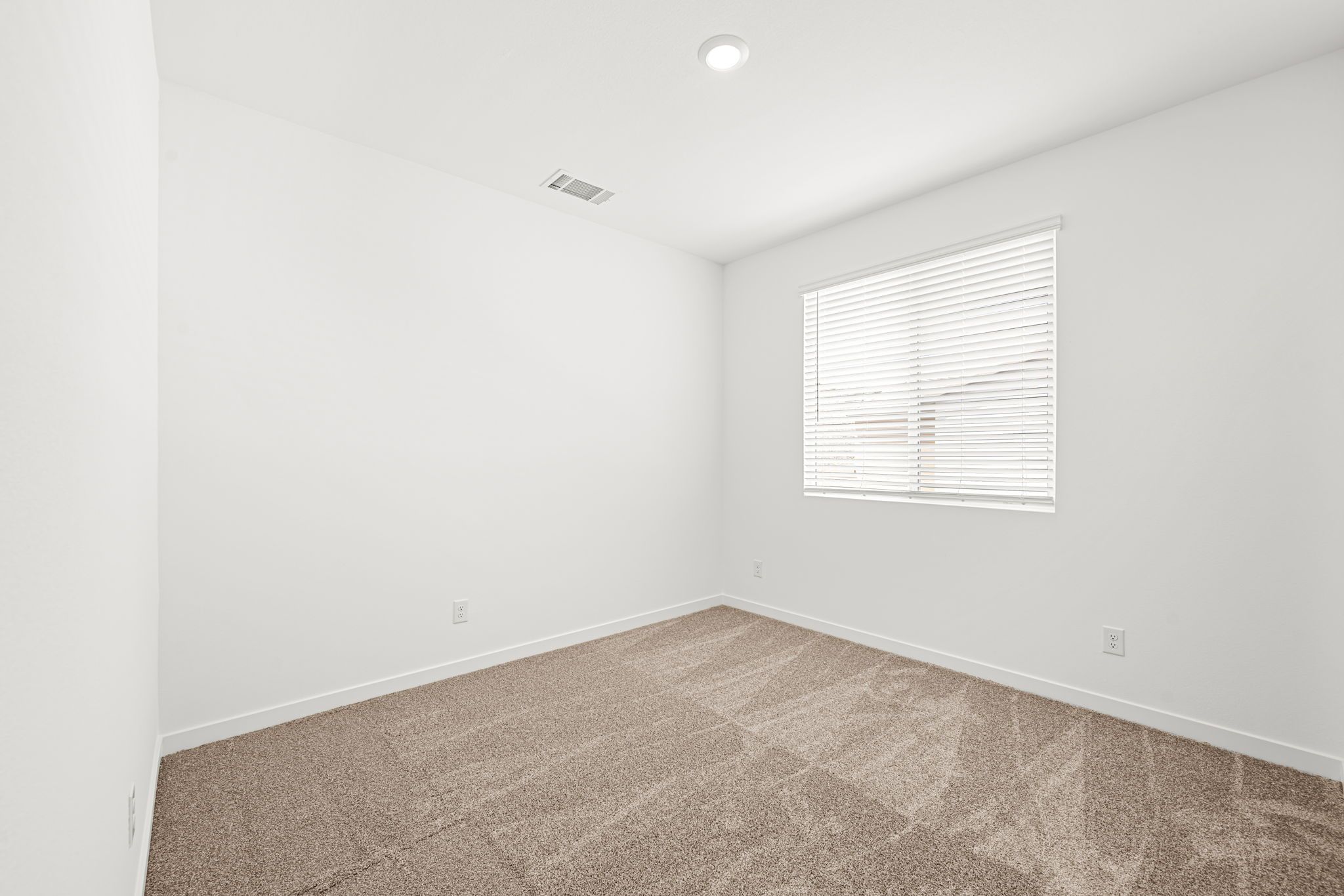 22 web or mls Lennar  1509 CAPRI CASCADES CT 22
