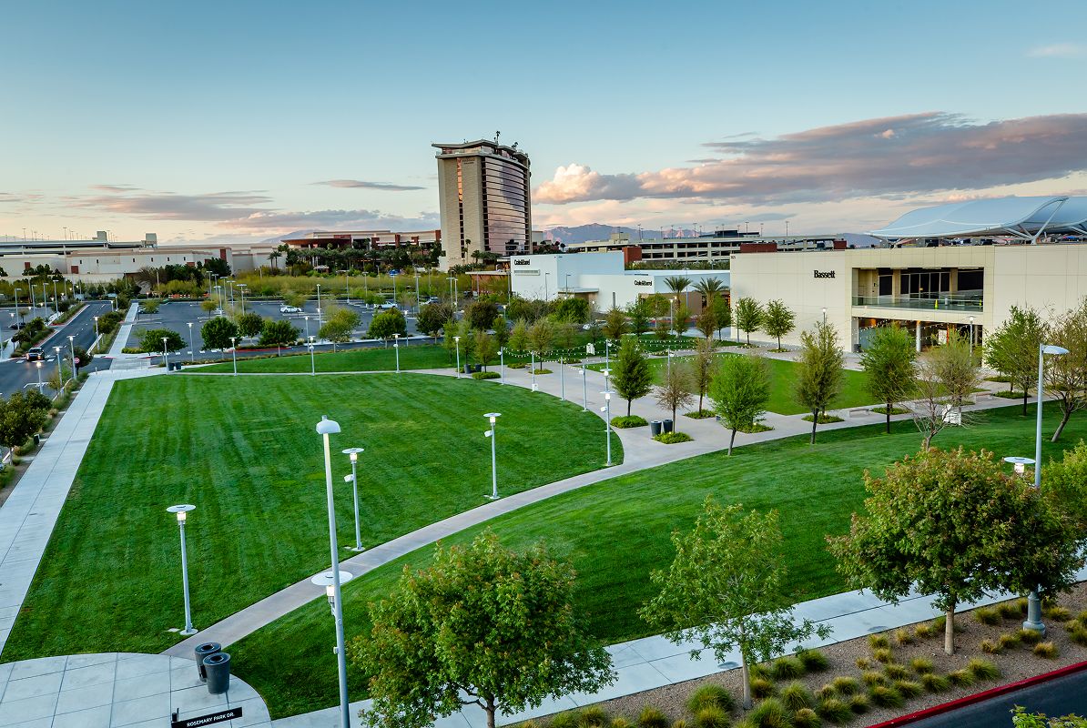 Summerlin The Lawn