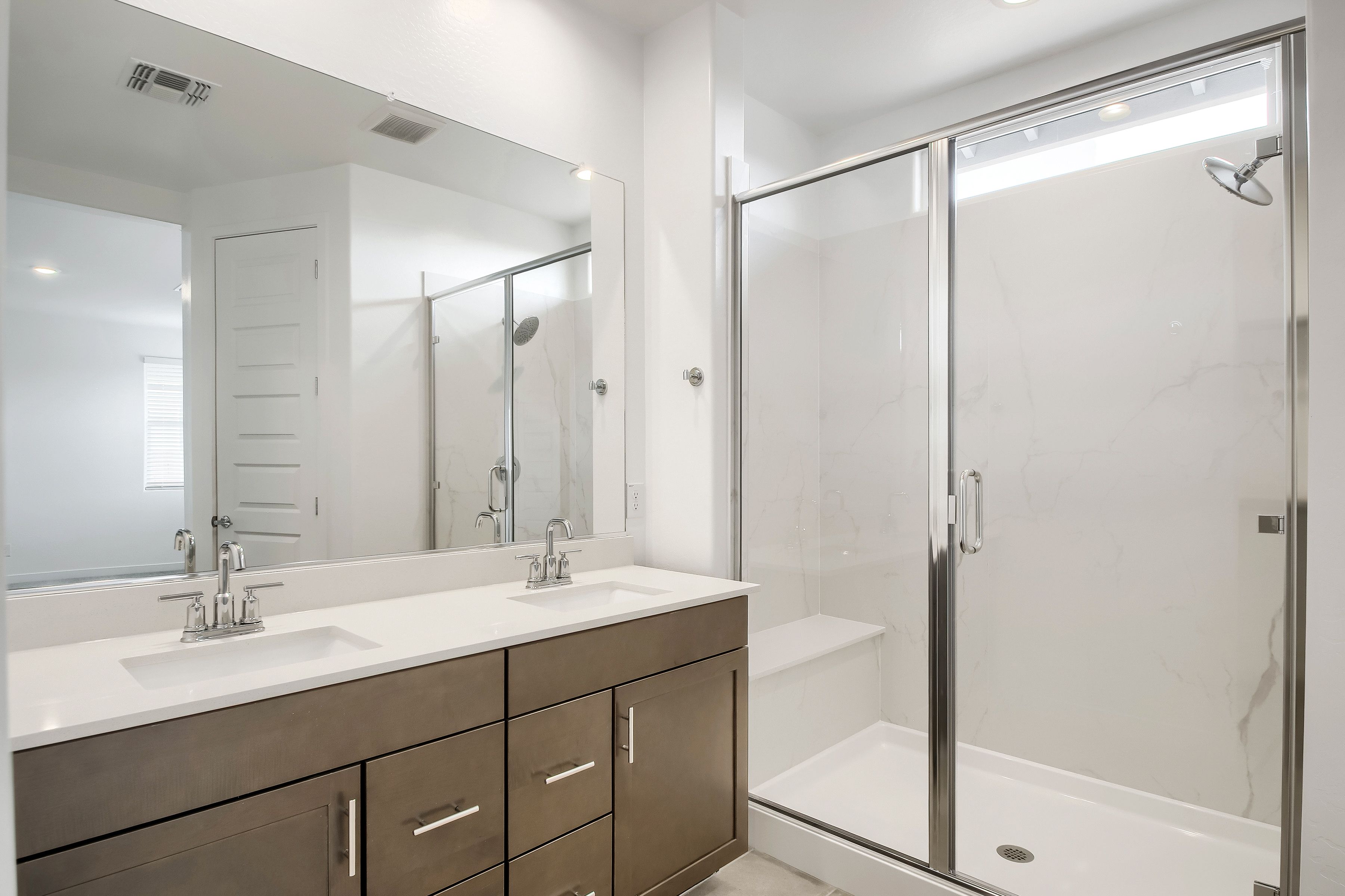 17356 W Gray Fox Trl   Print Quality   008   08 Primary Bathroom