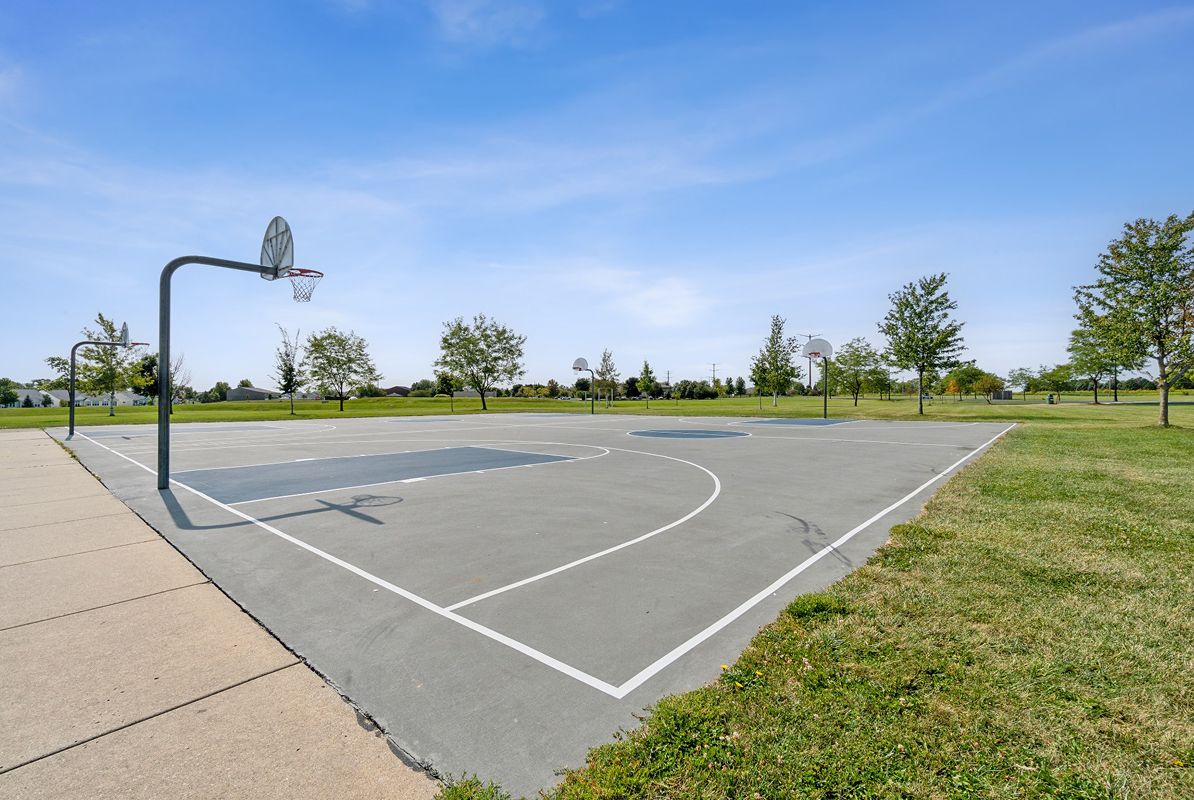Shorewood Cenes Four Seasons Park 13