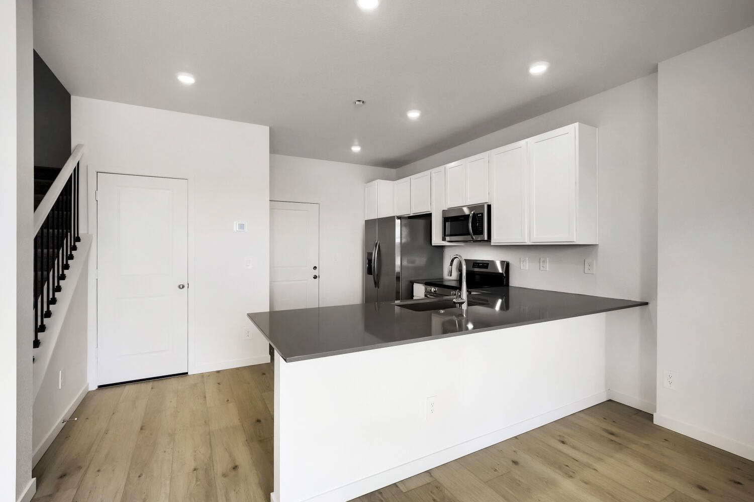 3584 Quincy Bay Pl Kitchen 2