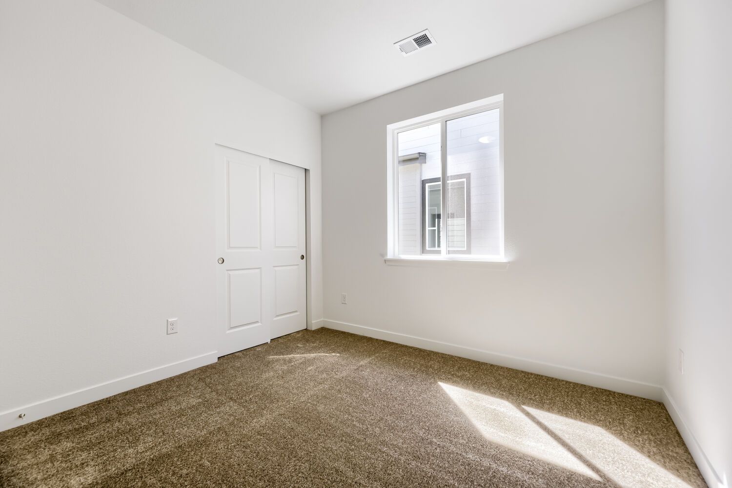 16793 E Kettle Ave   Web Quality   010   10 Bedroom