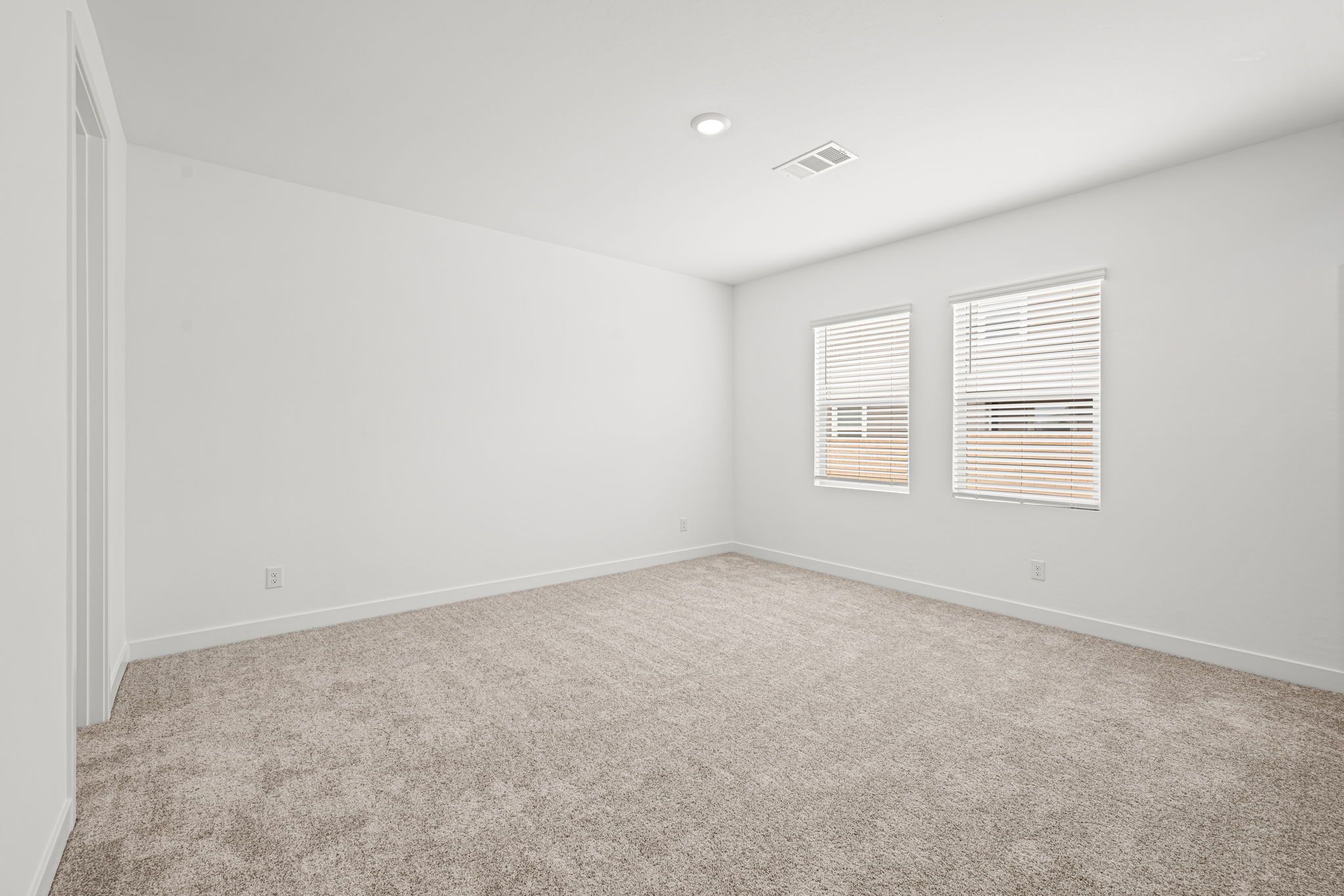 31 web or mls Lennar  1871 SWEET SONG  31