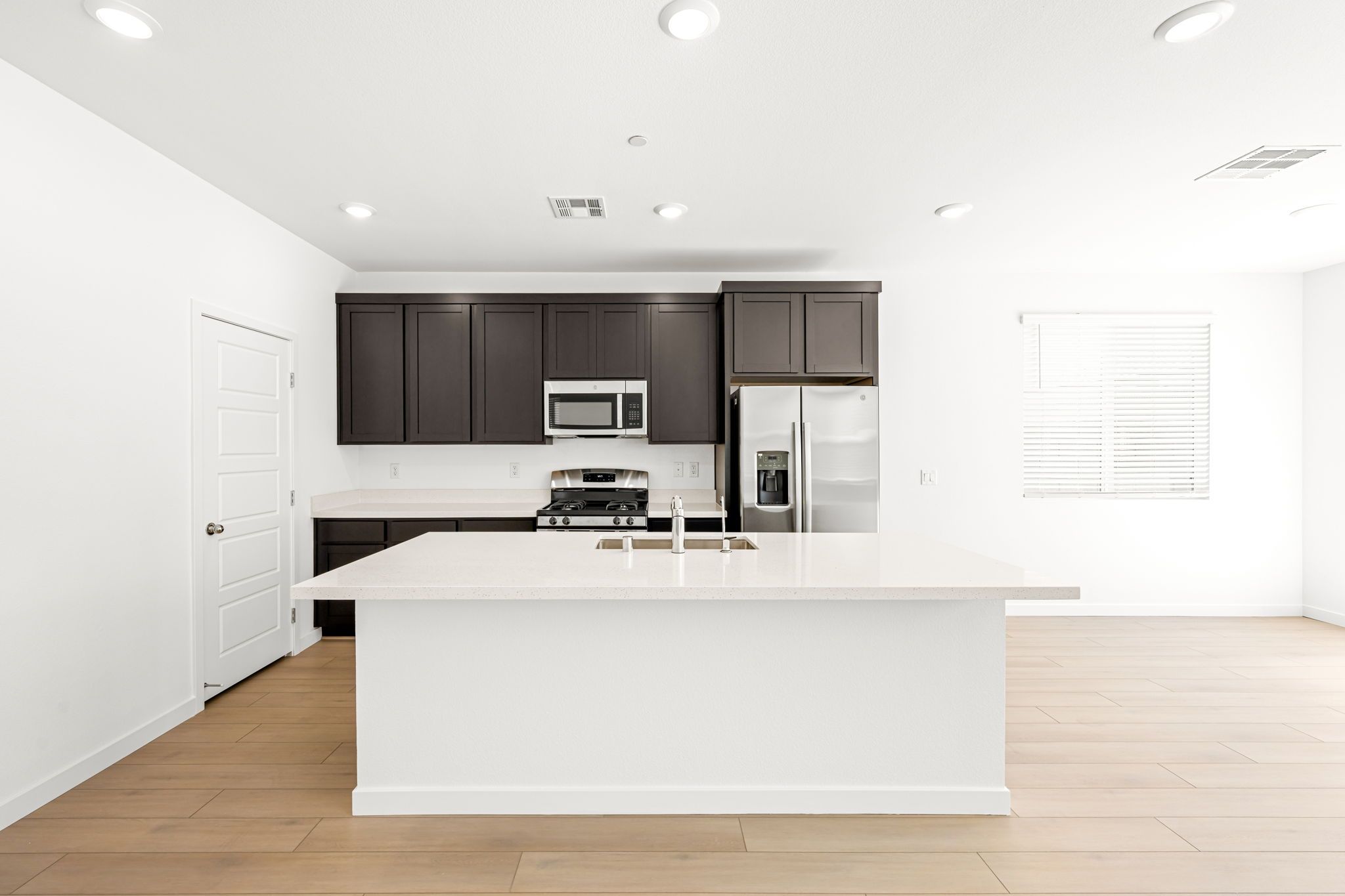 6 web or mls Lennar  8179 Gusty Brook St 6