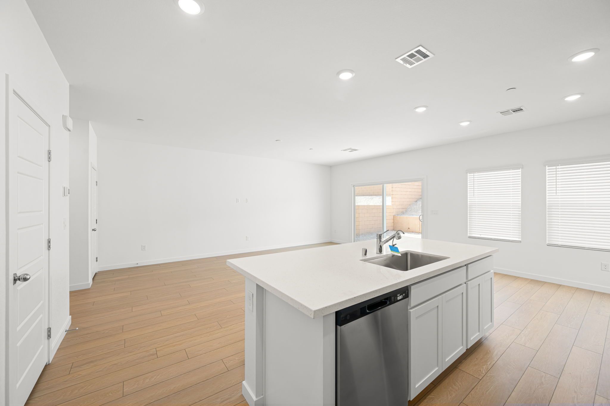 9 web or mls Lennar  3387 DANCING WATERS ST  9