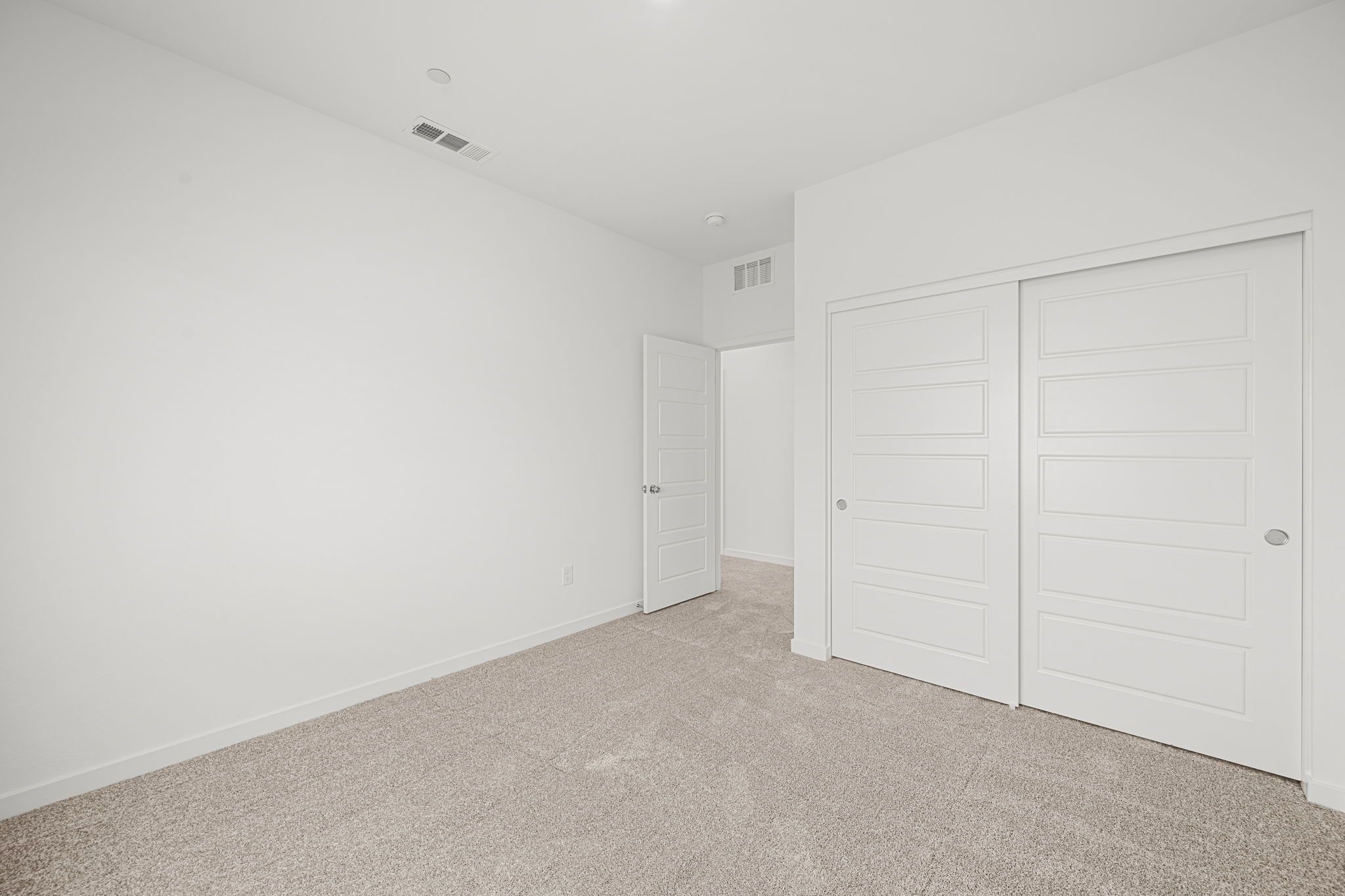 20 web or mls Lennar  3387 DANCING WATERS ST  20