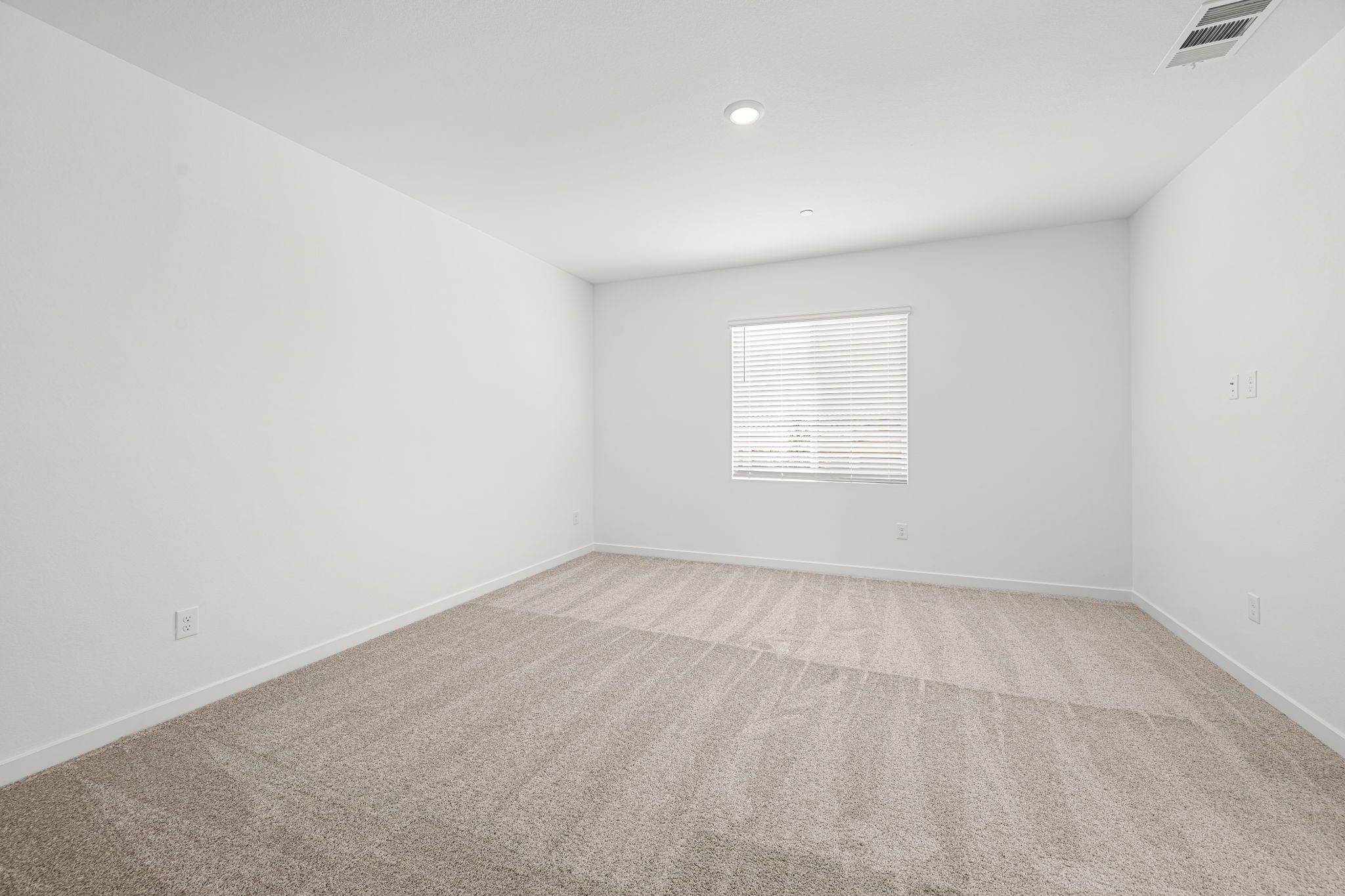 22 web or mls Lennar  3387 DANCING WATERS ST  22