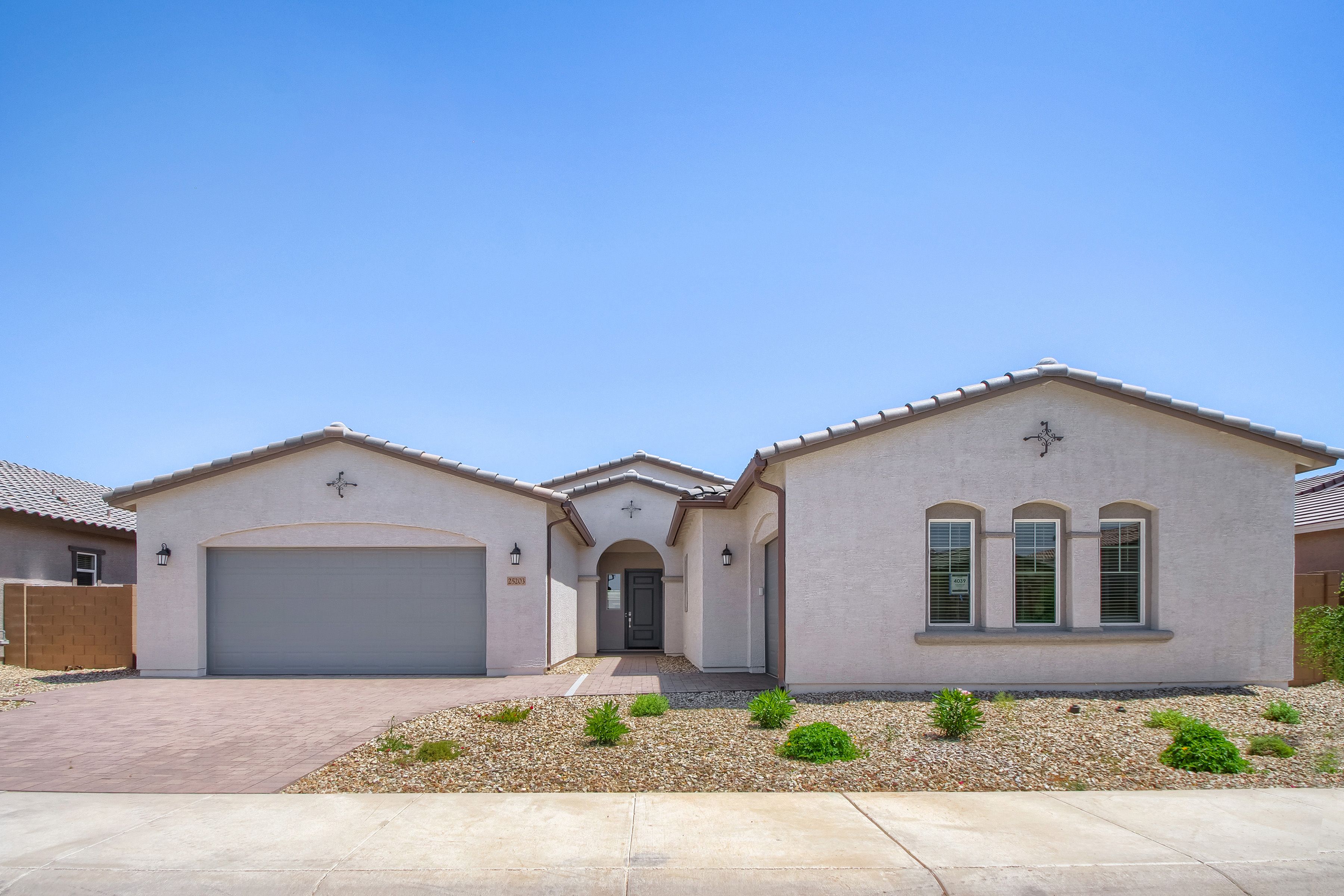 25203 N 177th DR (Evolution Plan 5582)