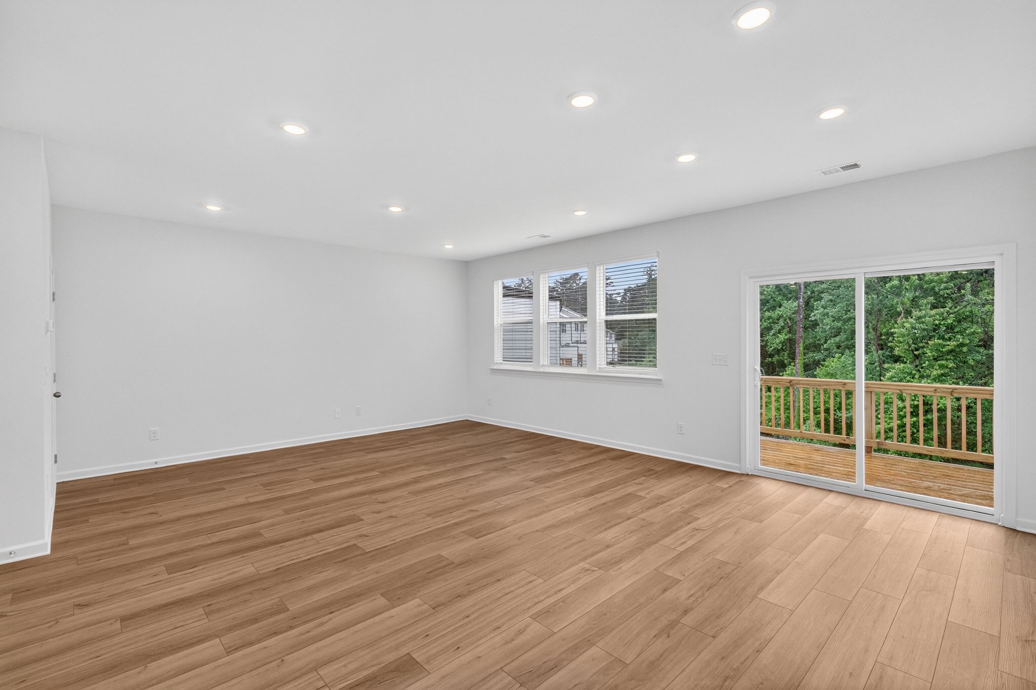 Townsat Creekside Hawkinswbasement 7