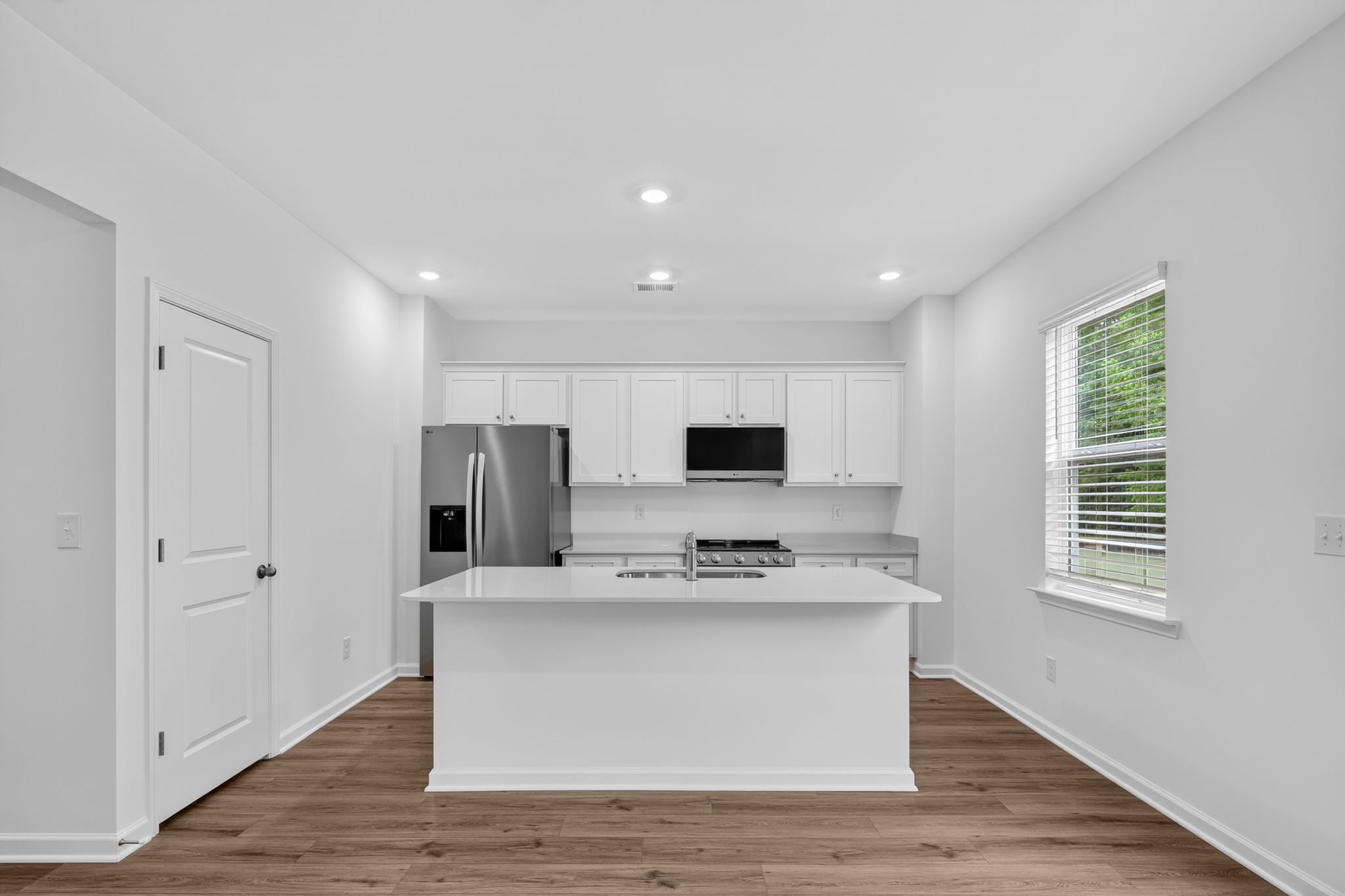 Lexington Meadows Hansom 15