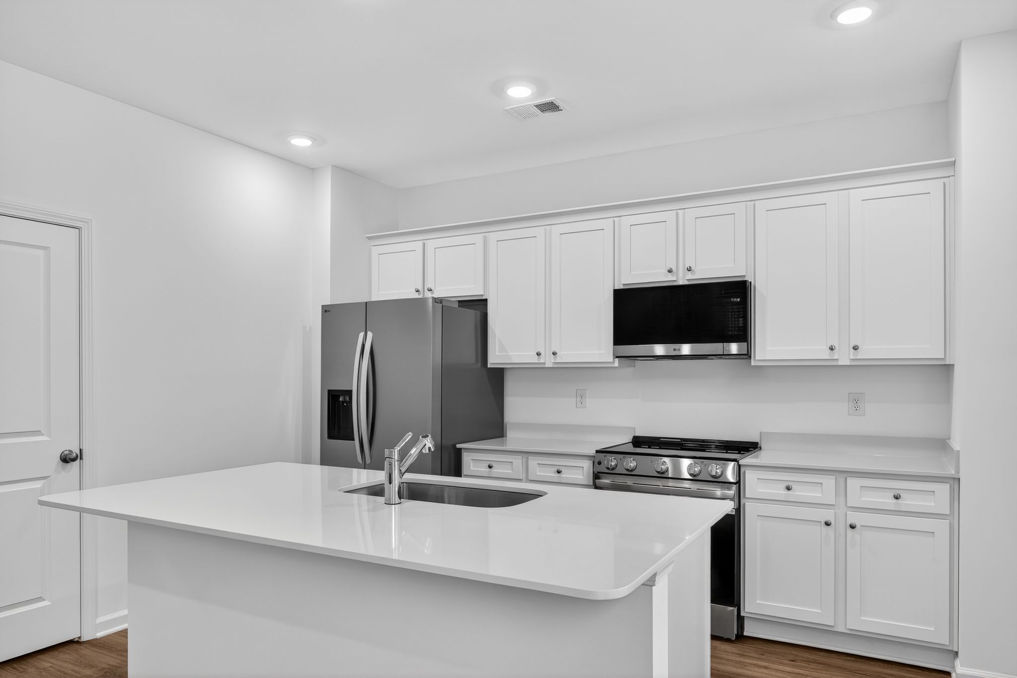 Lexington Meadows Hansom 16
