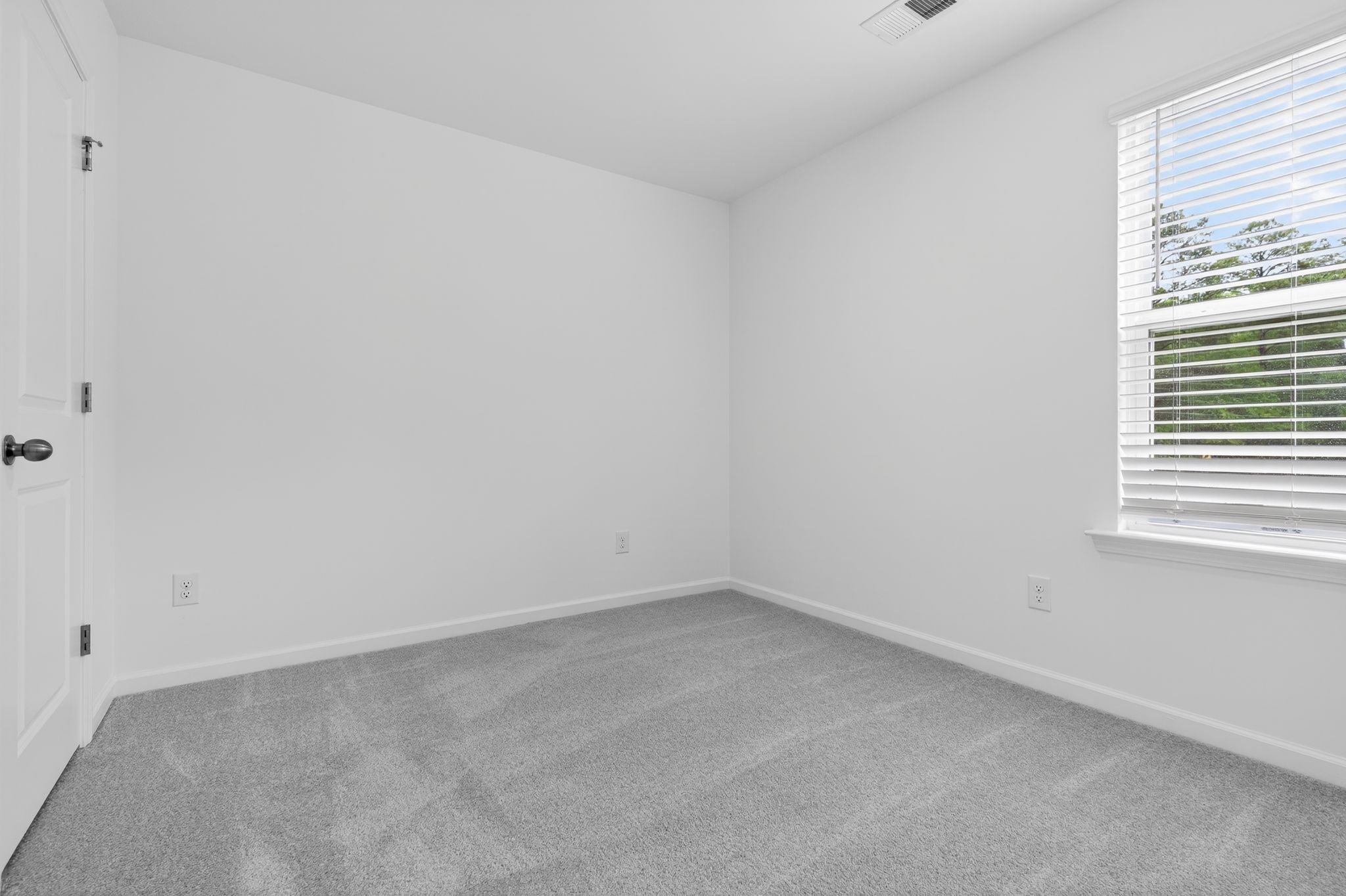 Lexington Meadows Hansom 14