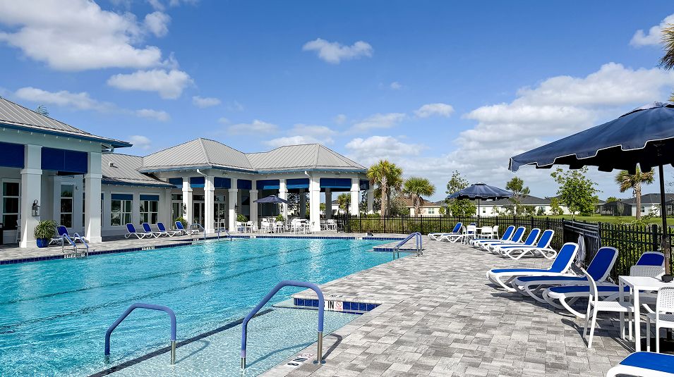 Veranda Preserve Amenity Pool 1of3
