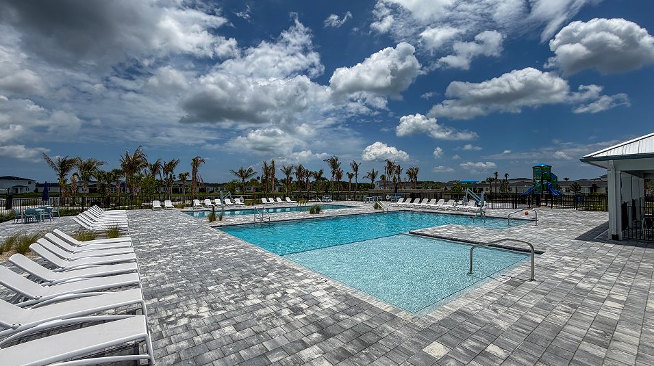 Seagrove Amenity Pool 1of4
