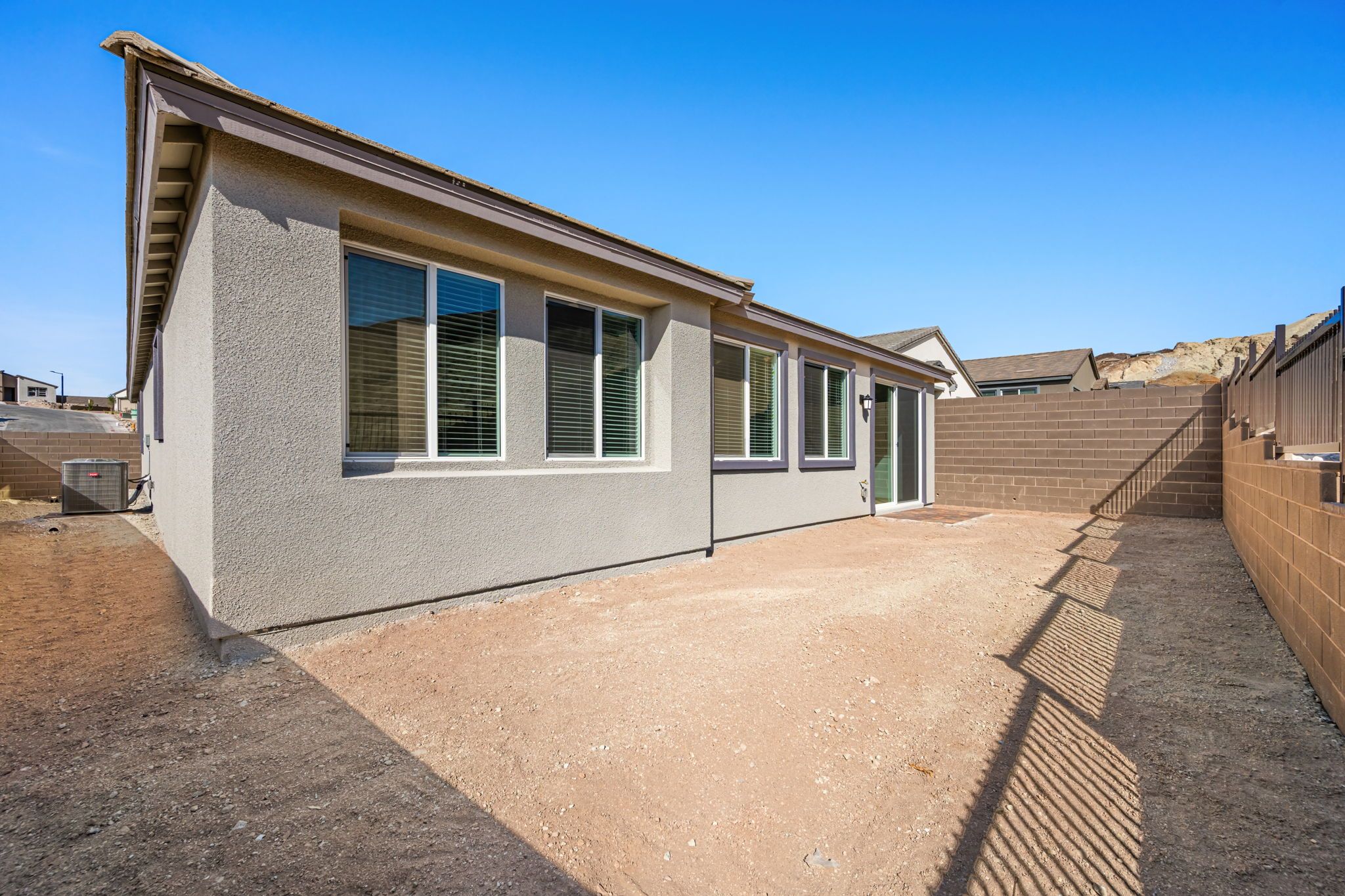 31 web or mls Lennar  1413 Bianca Falls Dr  31