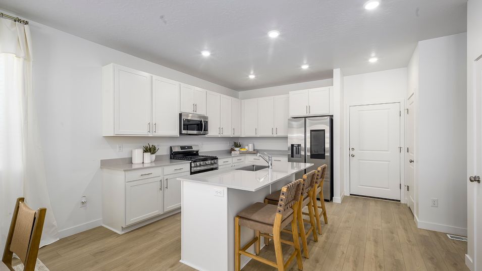 1656 W Viola Lane (Residence 1)