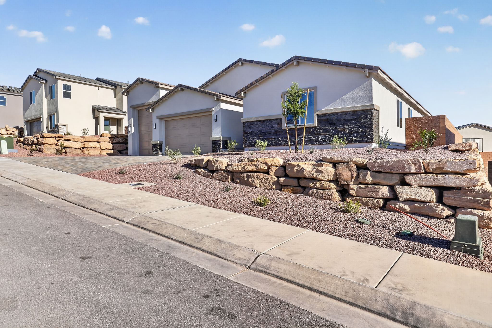 07 3054 W Orco Ln St George UT 84770 Exterior  I0 A3321