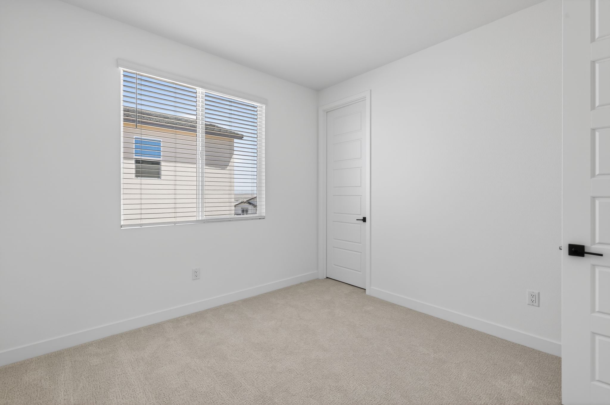 11 3054 W Orco Ln St George UT 84770 Living room  I0 A3506
