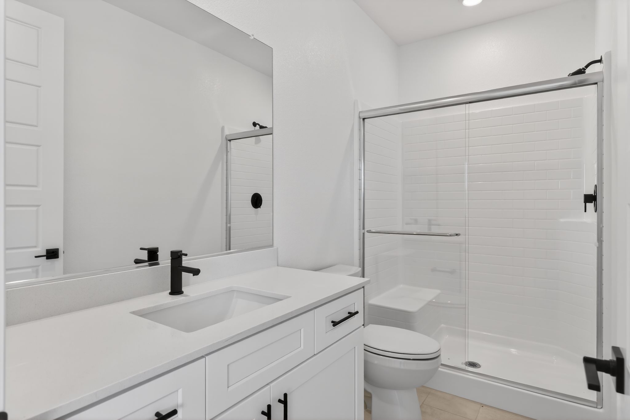25 3054 W Orco Ln St George UT 84770 Bathroom  I0 A3509