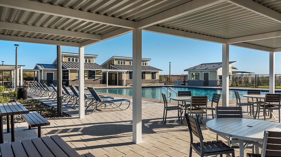Alamar Discovery Amenity Hay Moon Park Pool 1of3