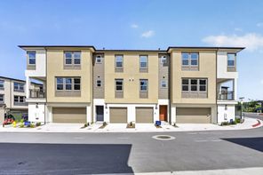 324 Honeysuckle Way (Oceanpointe 3Y)