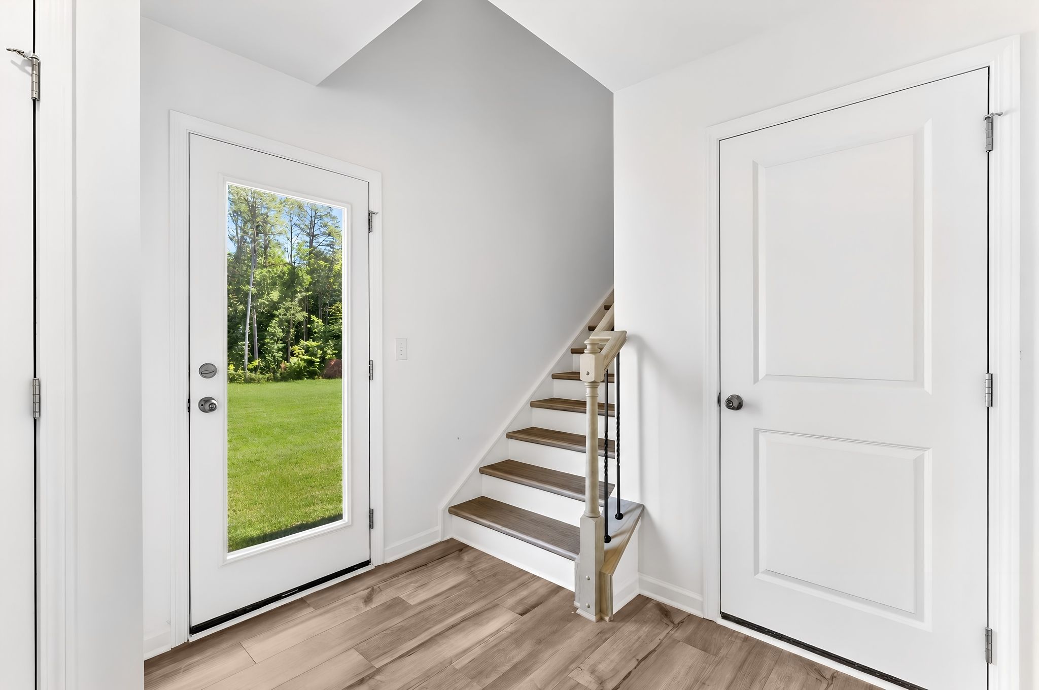 Creekside Cottages Bishop 7